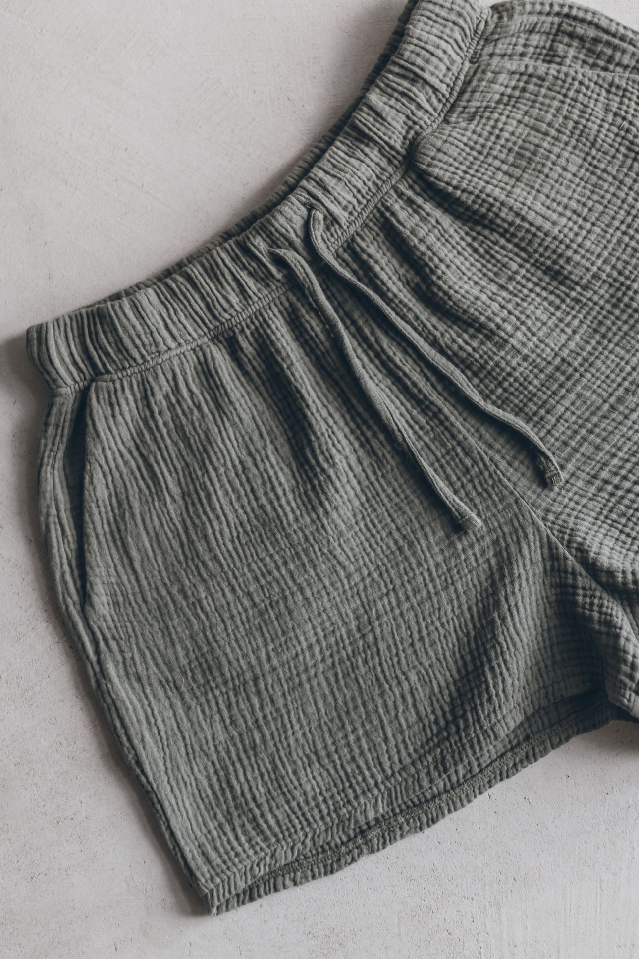 THE OLIVE CO-ORD SHORTS 3