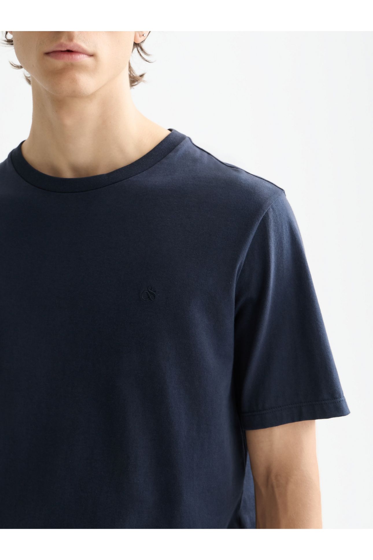 CHEST LOGO REGULAR-FIT T-SHIRT NAVY 5