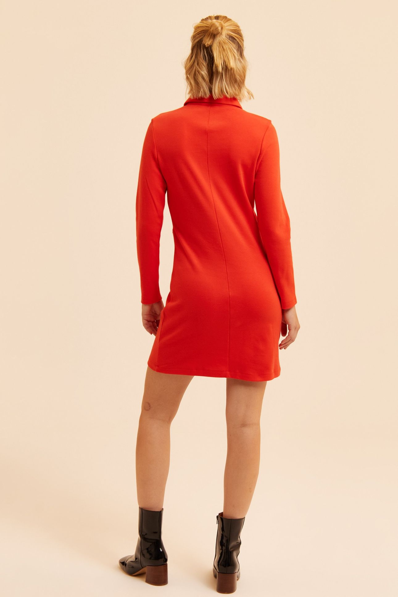 RED KNIT DRESS WITH SHIRT COLLAR 2