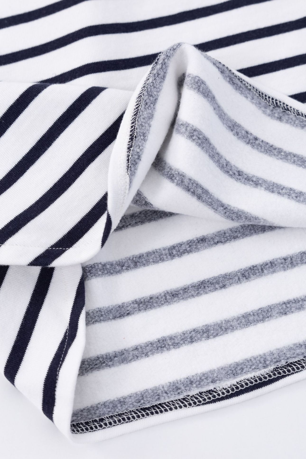 WHITE SWEATSHIRT NAVY BLUE STRIPES 6