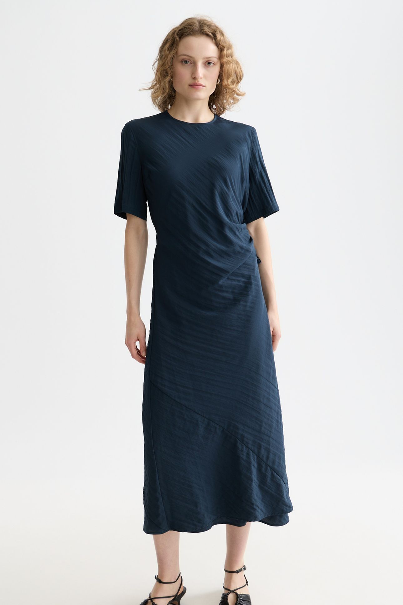 TIE WRAP MIDI DRESS CARBON 5