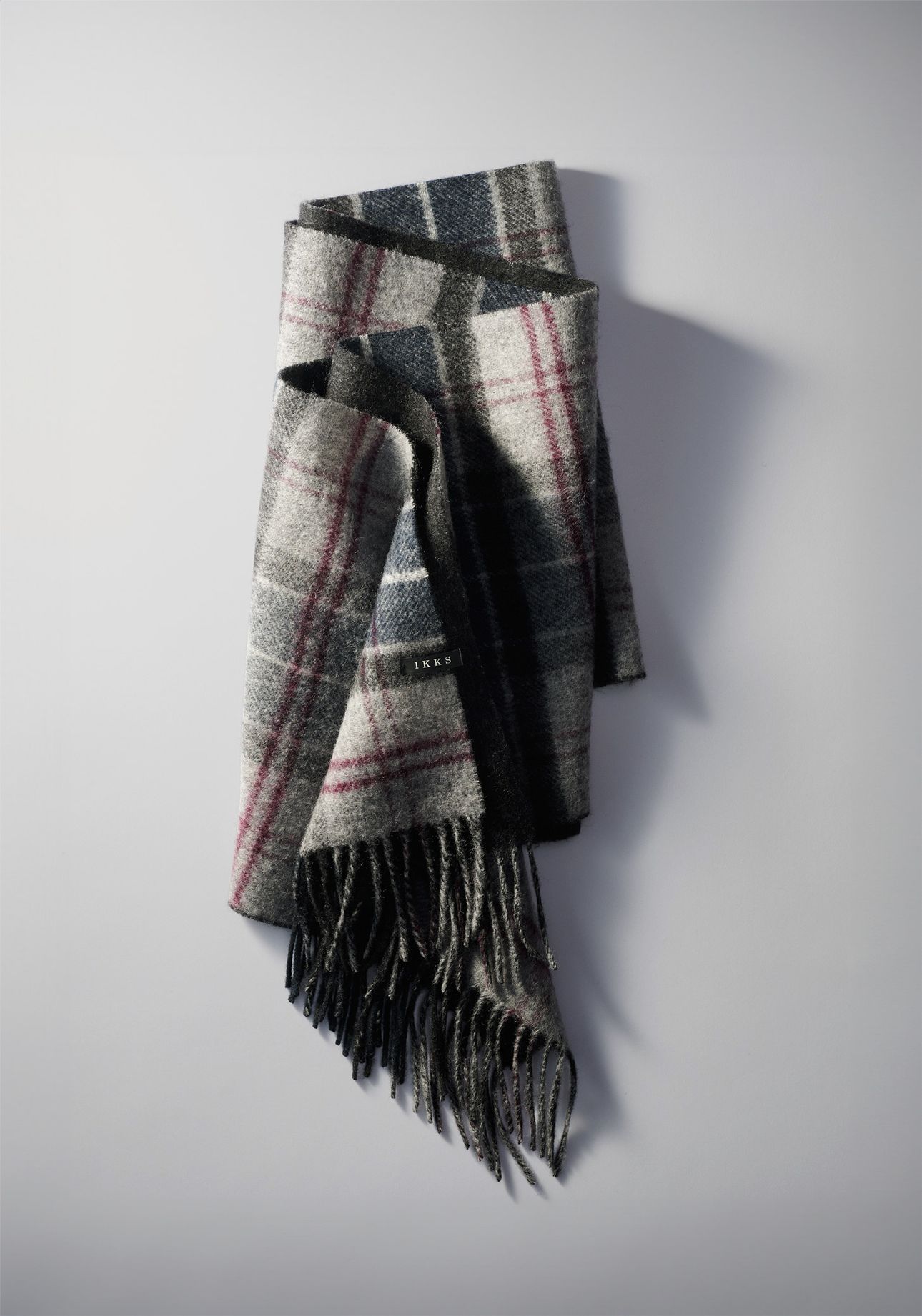 GREY AND BLACK CHECK DOUBLE-SIDED SCARF 4