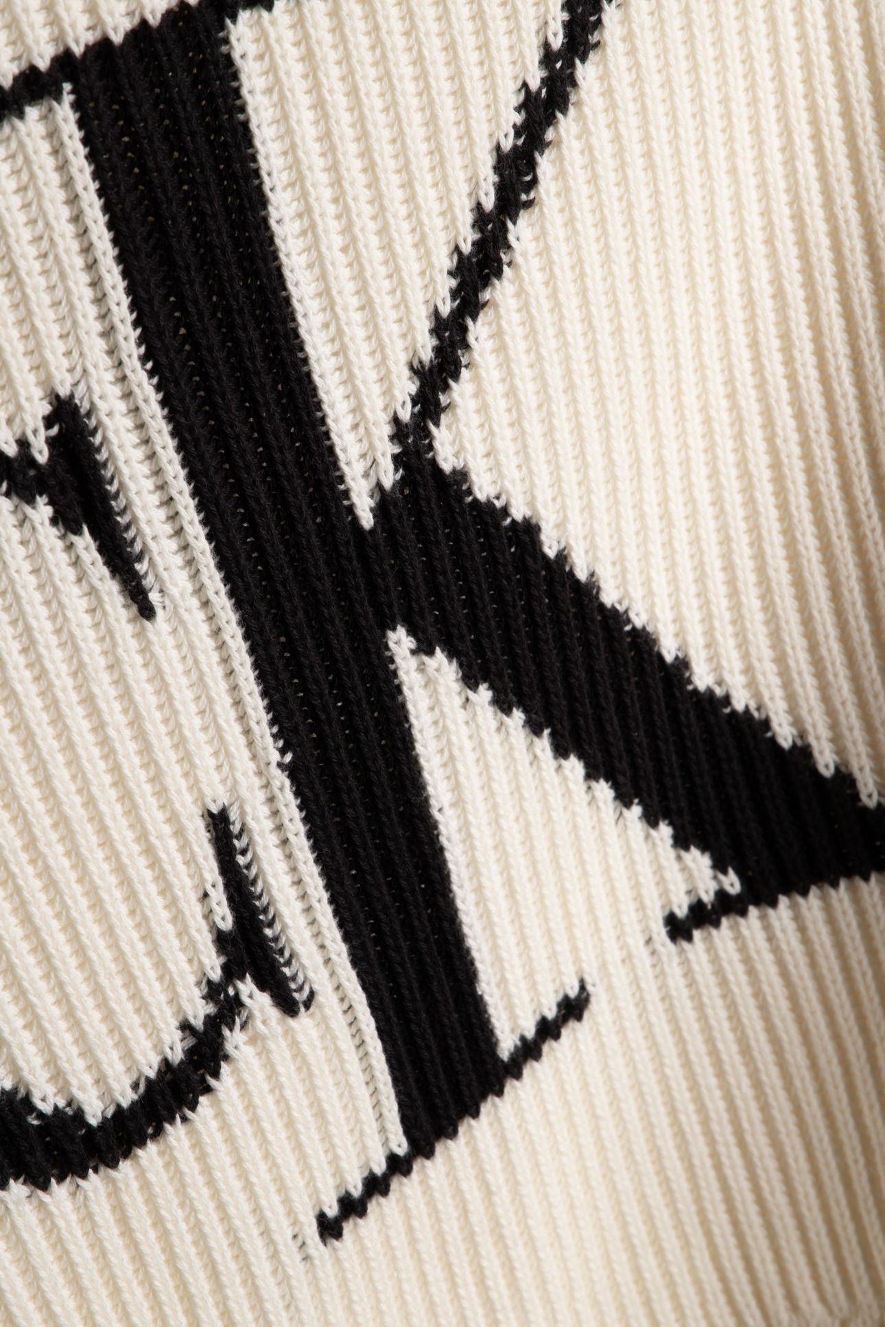 BLOWN UP LOOSE SWEATER IVORY 4