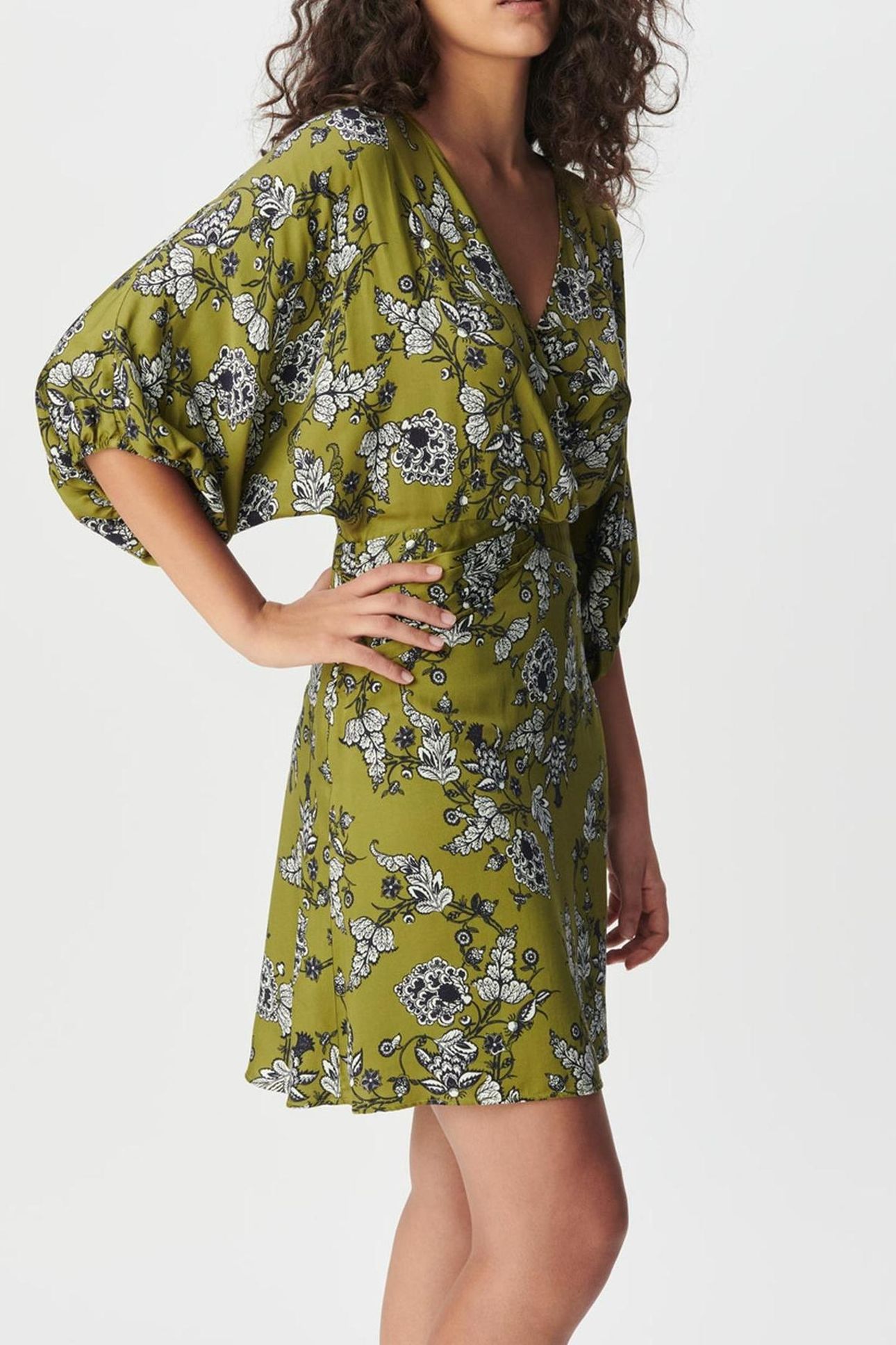 GREEN FLOWING DRESS WITH FLORAL PRINT 3
