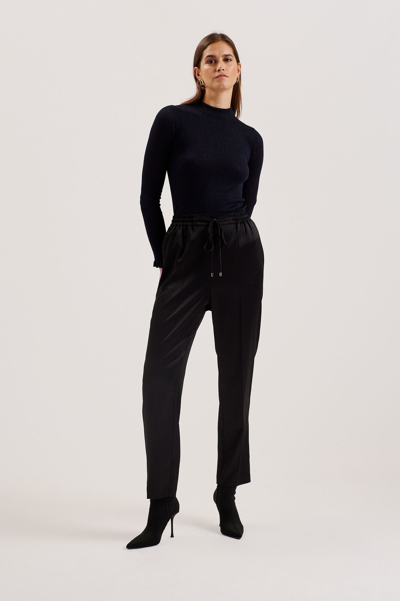 RAINEEE METALLIC RIBBED FUNNEL NECK NAVY 1