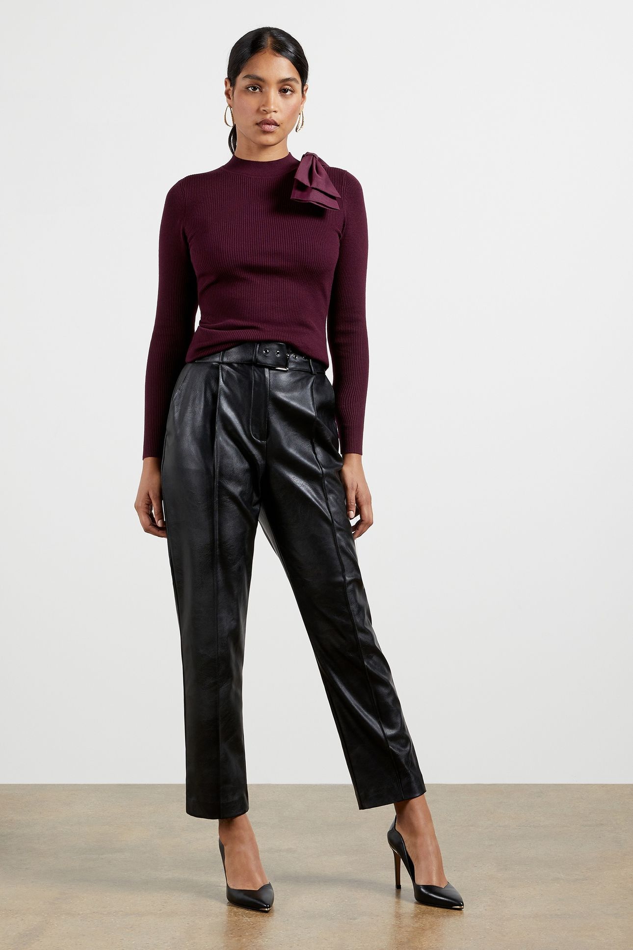 AMBHER EXTRAVAGANT BOW JUMPER OXBLOOD 1
