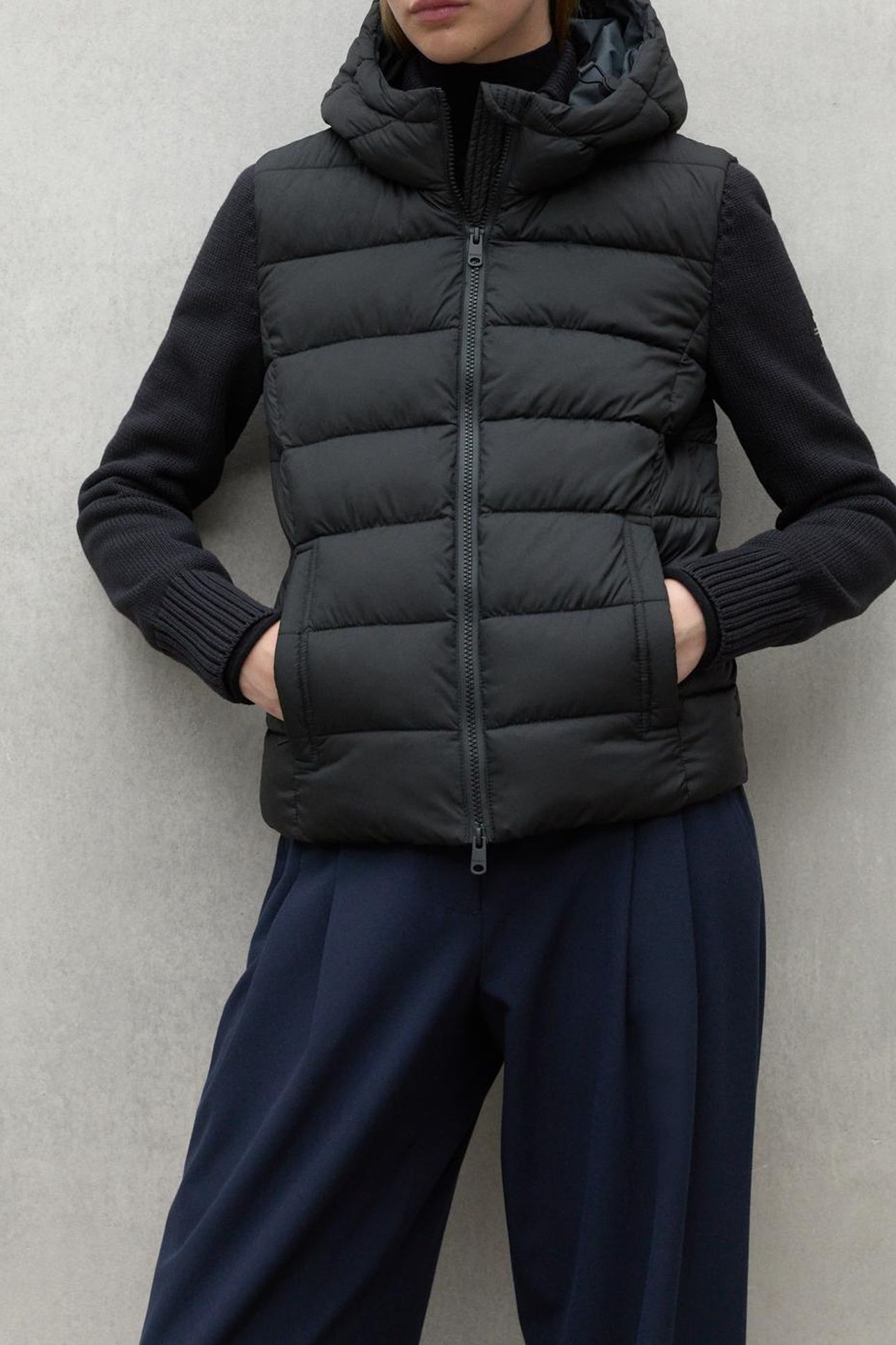 DENALIALF KNIT BLACK 1
