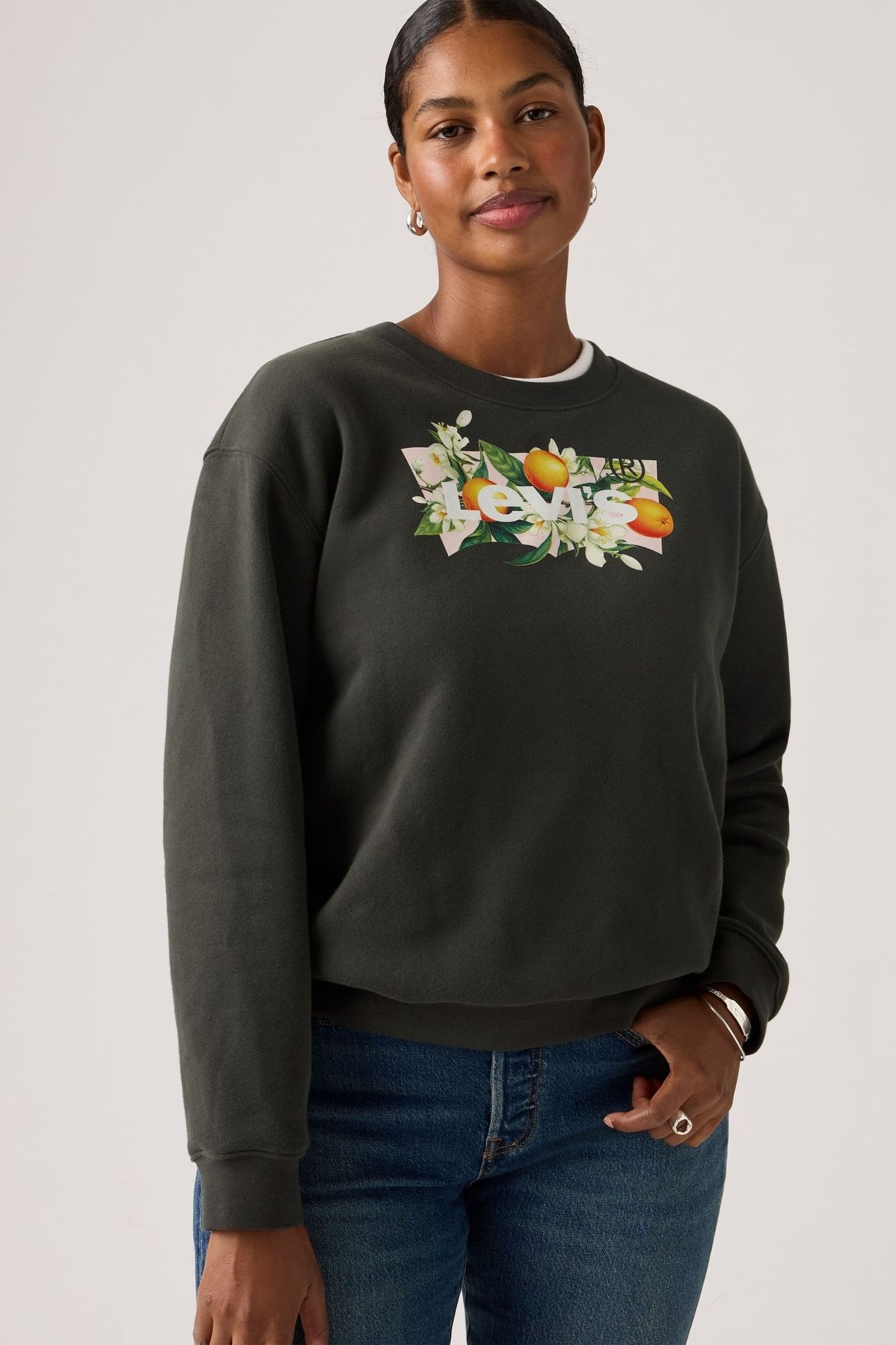 GRAPHIC EVERYDAY CREWNECK SWEATSHIRT 4