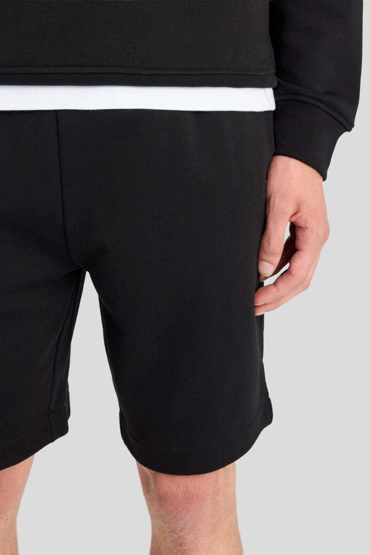 SUPERFINE SWEATSHORT JET BLACK 5