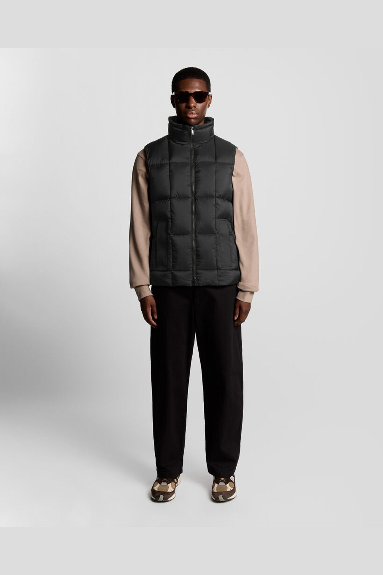 SQUARE WADDED COCOON GILET LACQUER 3