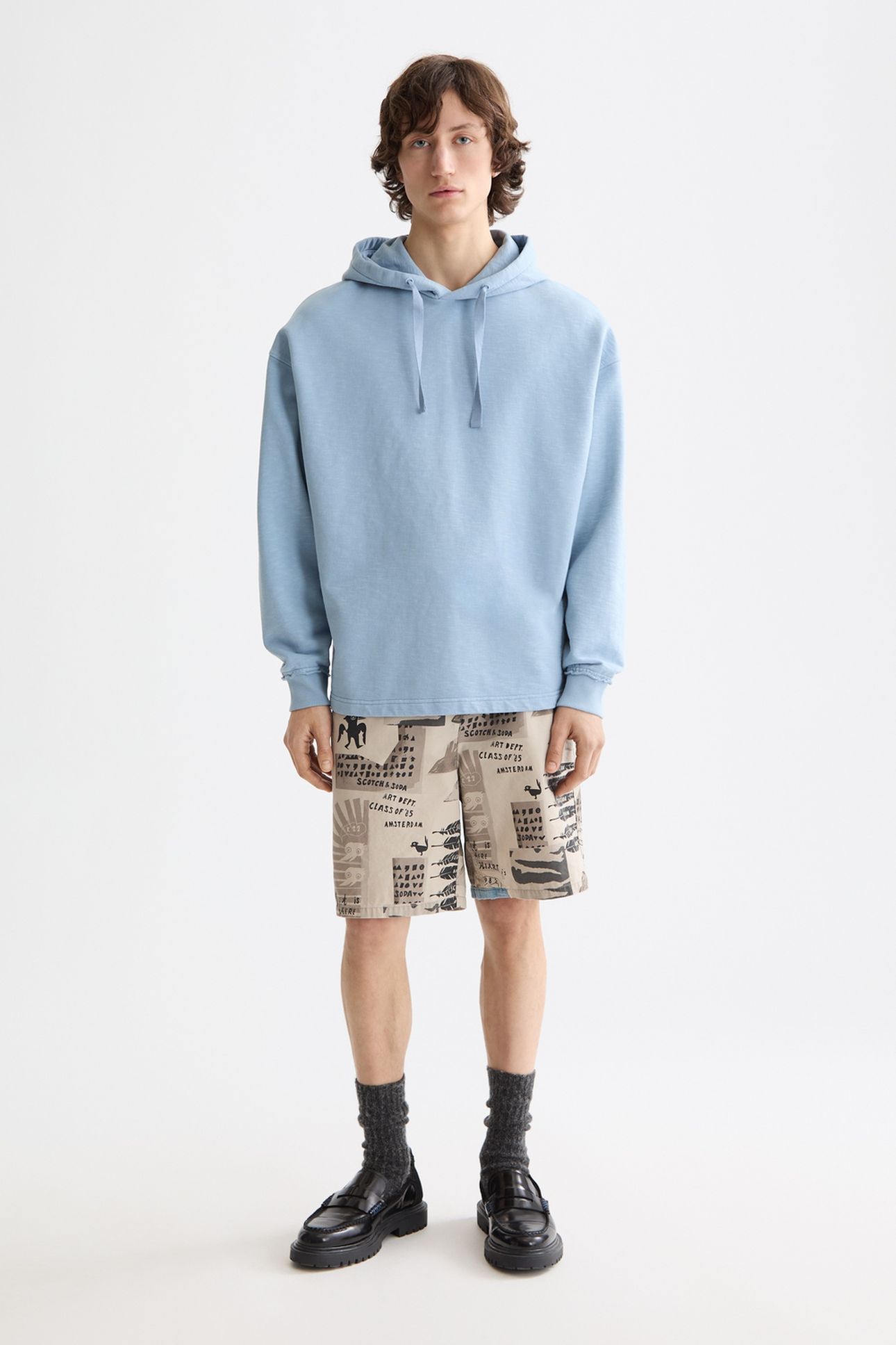 SEASONAL CORE - 3 CROSSES GARMENT-DYED HOODIE FADED DENIM 3
