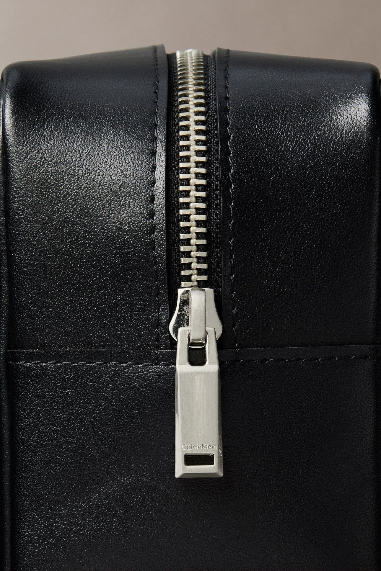WEBBING STRAP DOPP KIT BLACK 5
