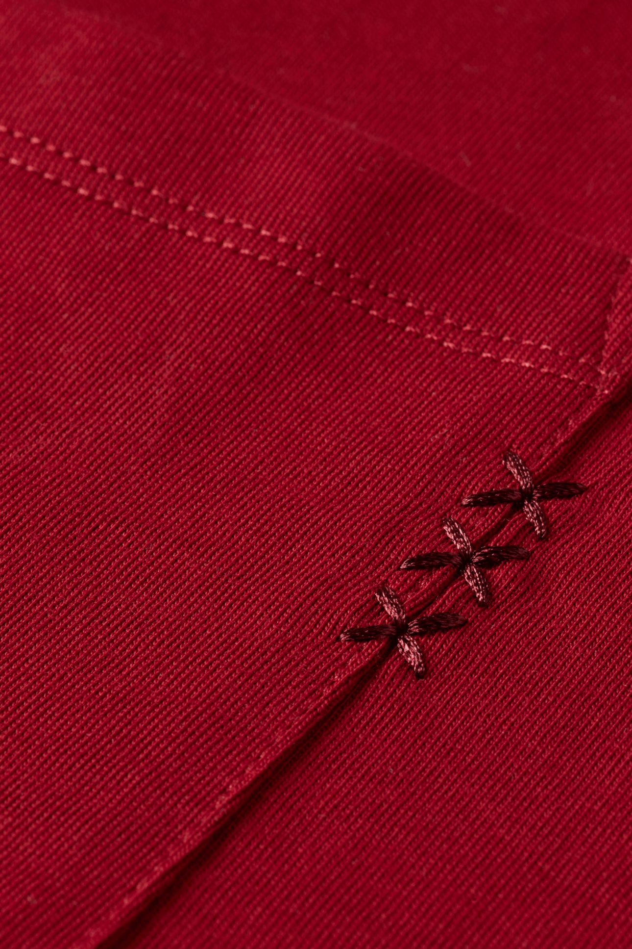 SEASONAL CORE 3 CROSSES CHEST POCKET LOOSE-FIT T-SHIRT RED 3