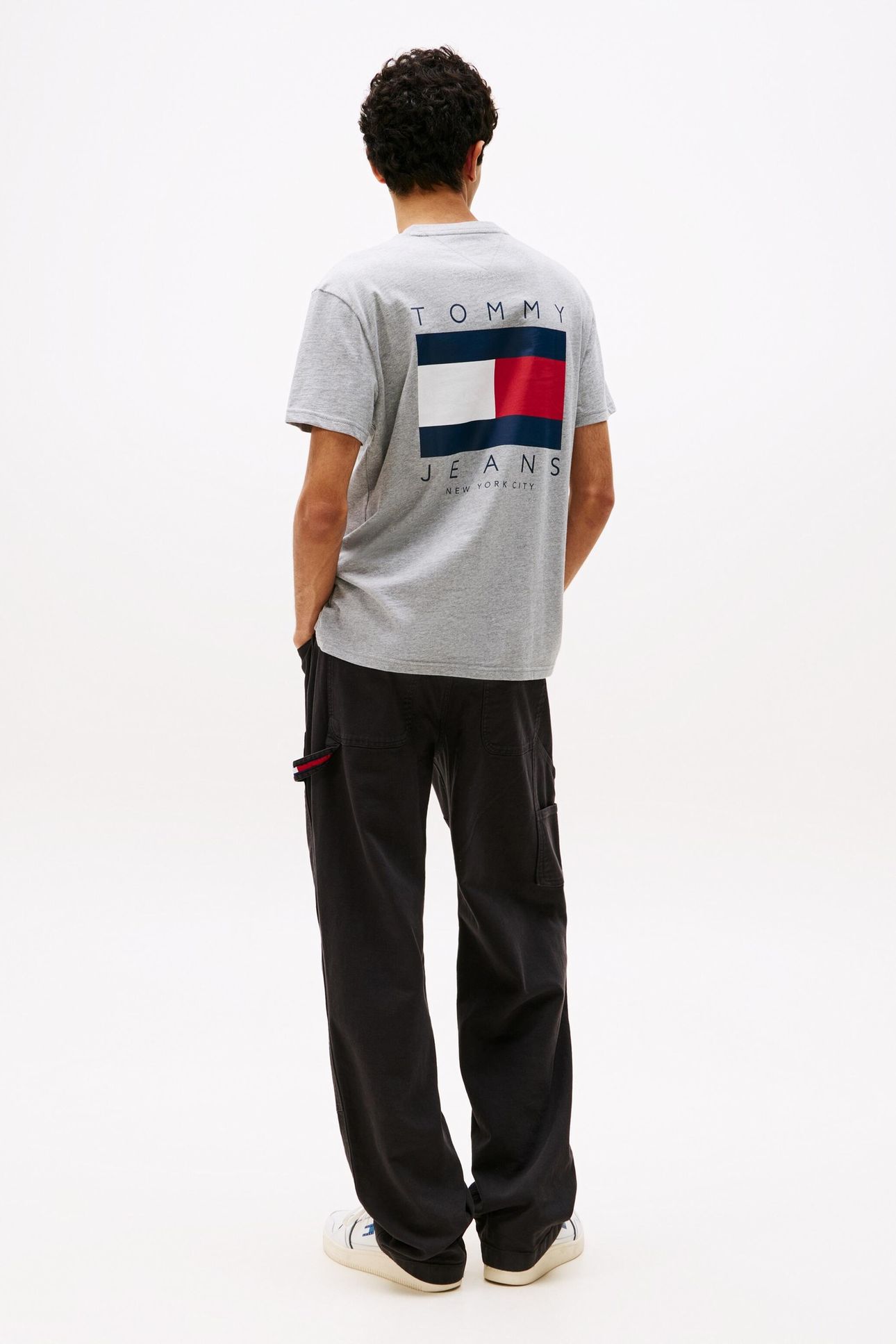 TJM REG FLAG GRAPH TEE GREY HEATHER 3