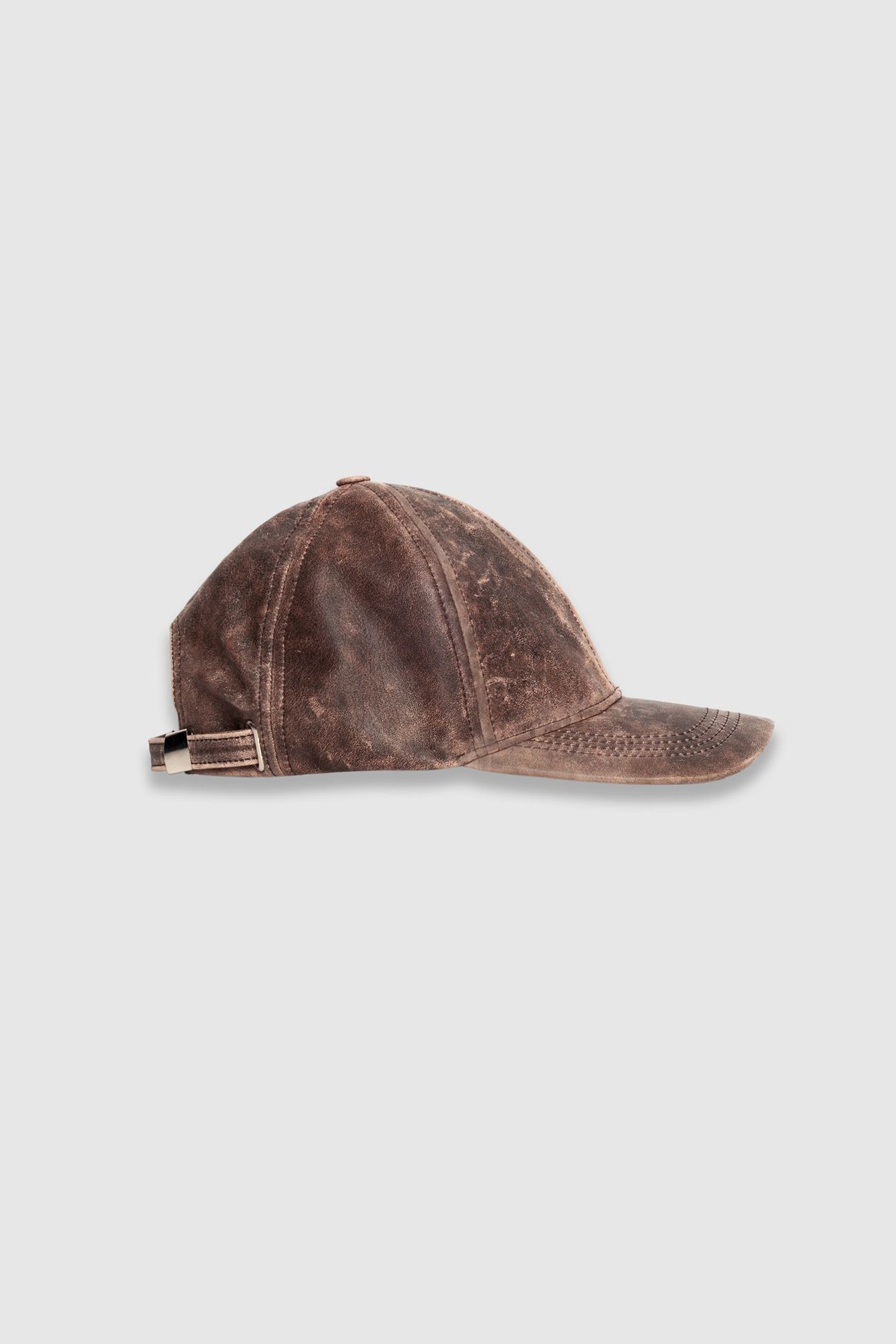 BROWN LEATHER CAP WITH PATINA 3