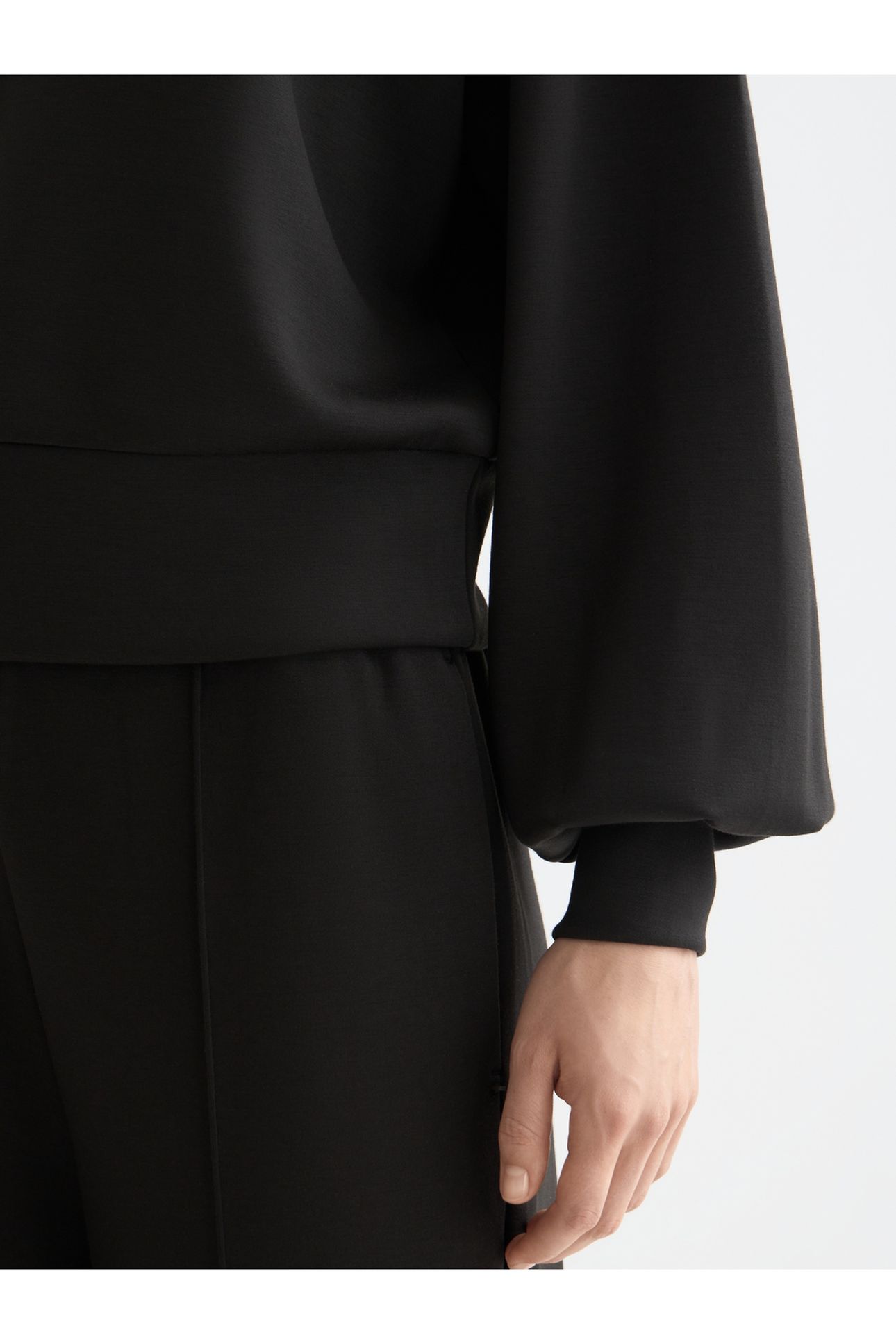CORE MODAL SWEATSHIRT BLACK 6