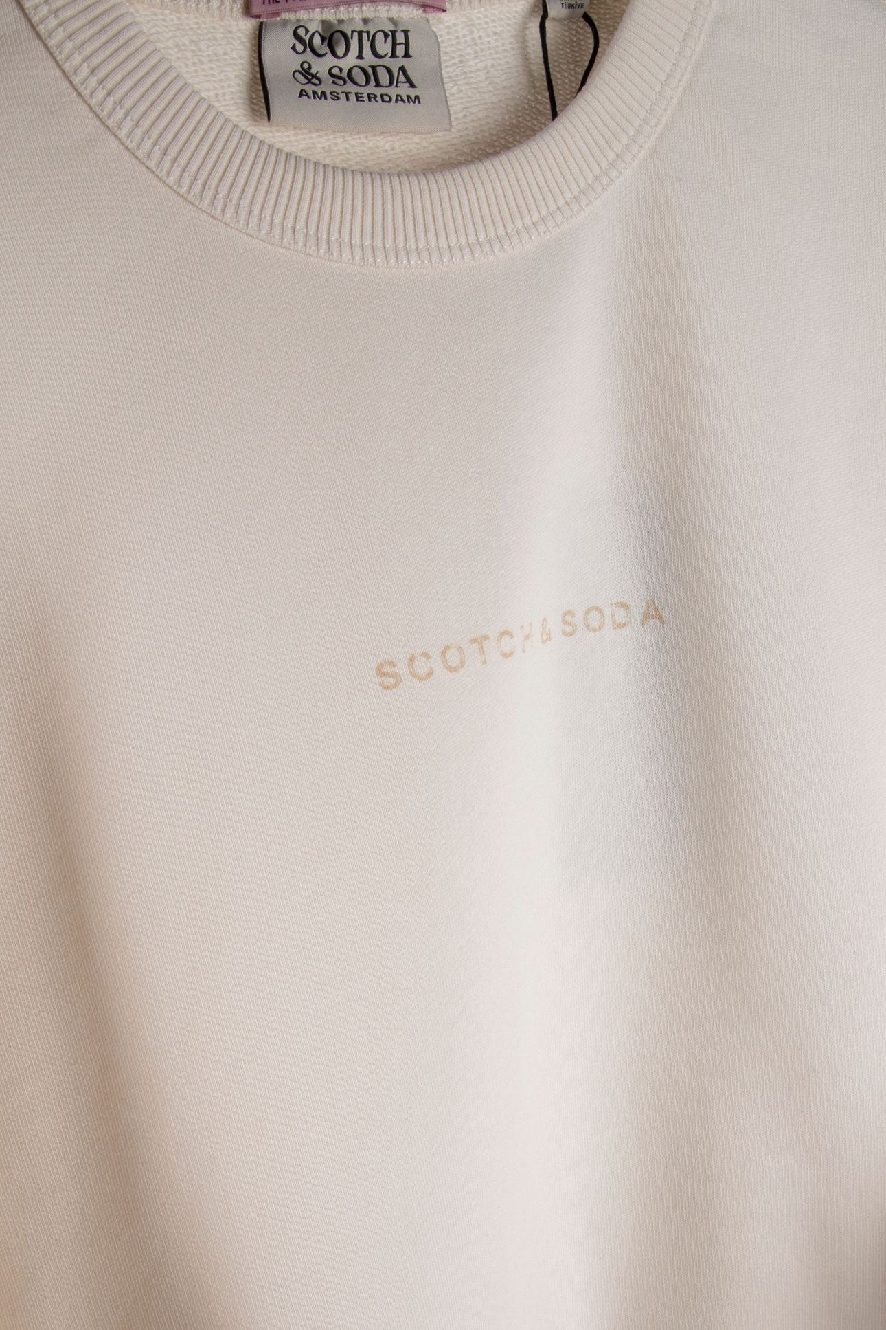 CHEST ARTWORK SWEATSHIRT OFF WHITE 4