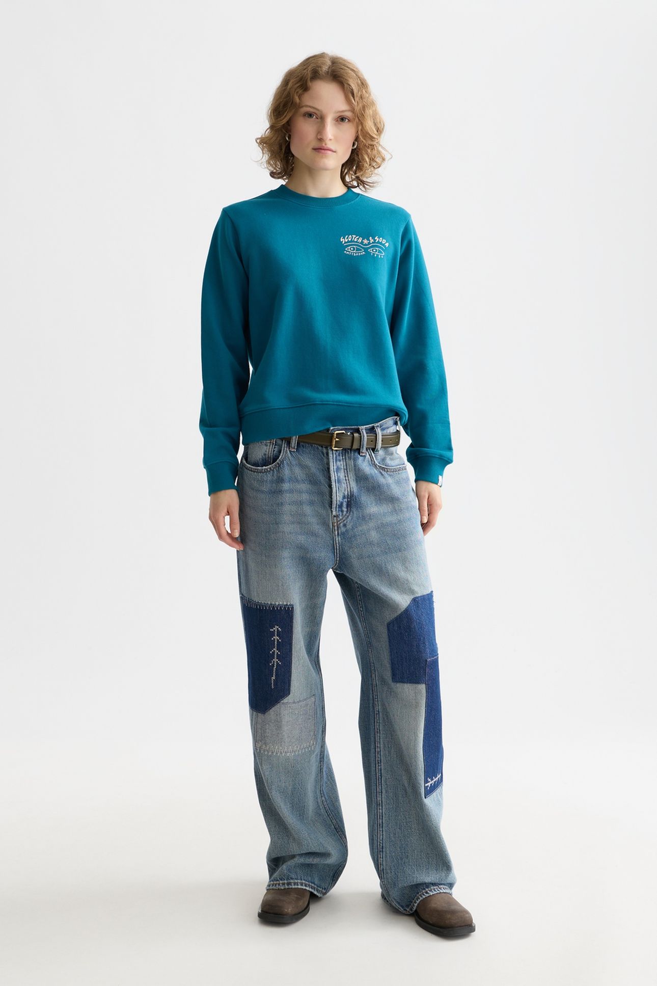 SMALL ARTWORK REGULAR FIT SWEATSHIRT DEEP LAGOON 3