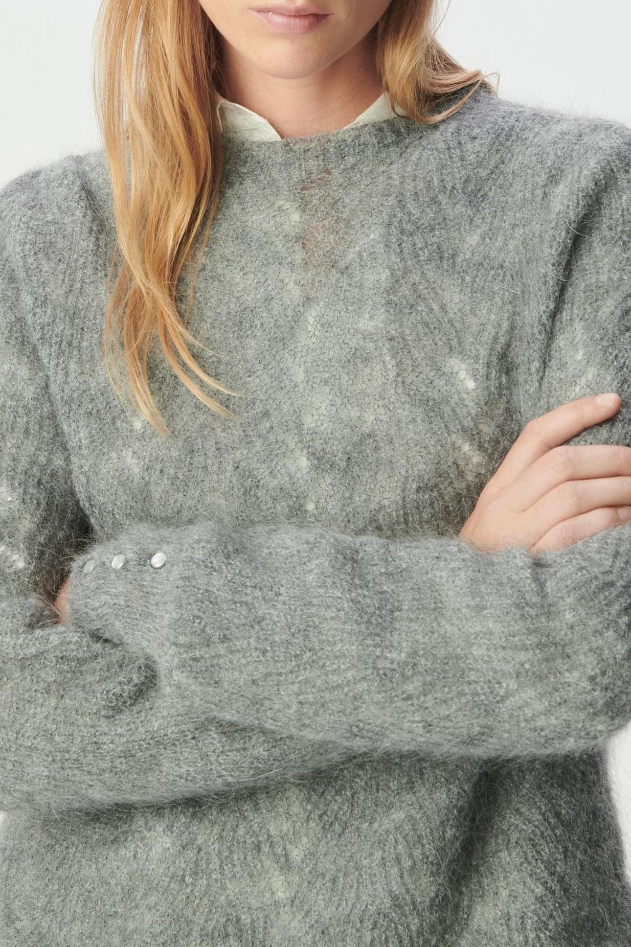GREY MOHAIR-BLEND DECORATIVE CABLE KNIT SWEATER 6