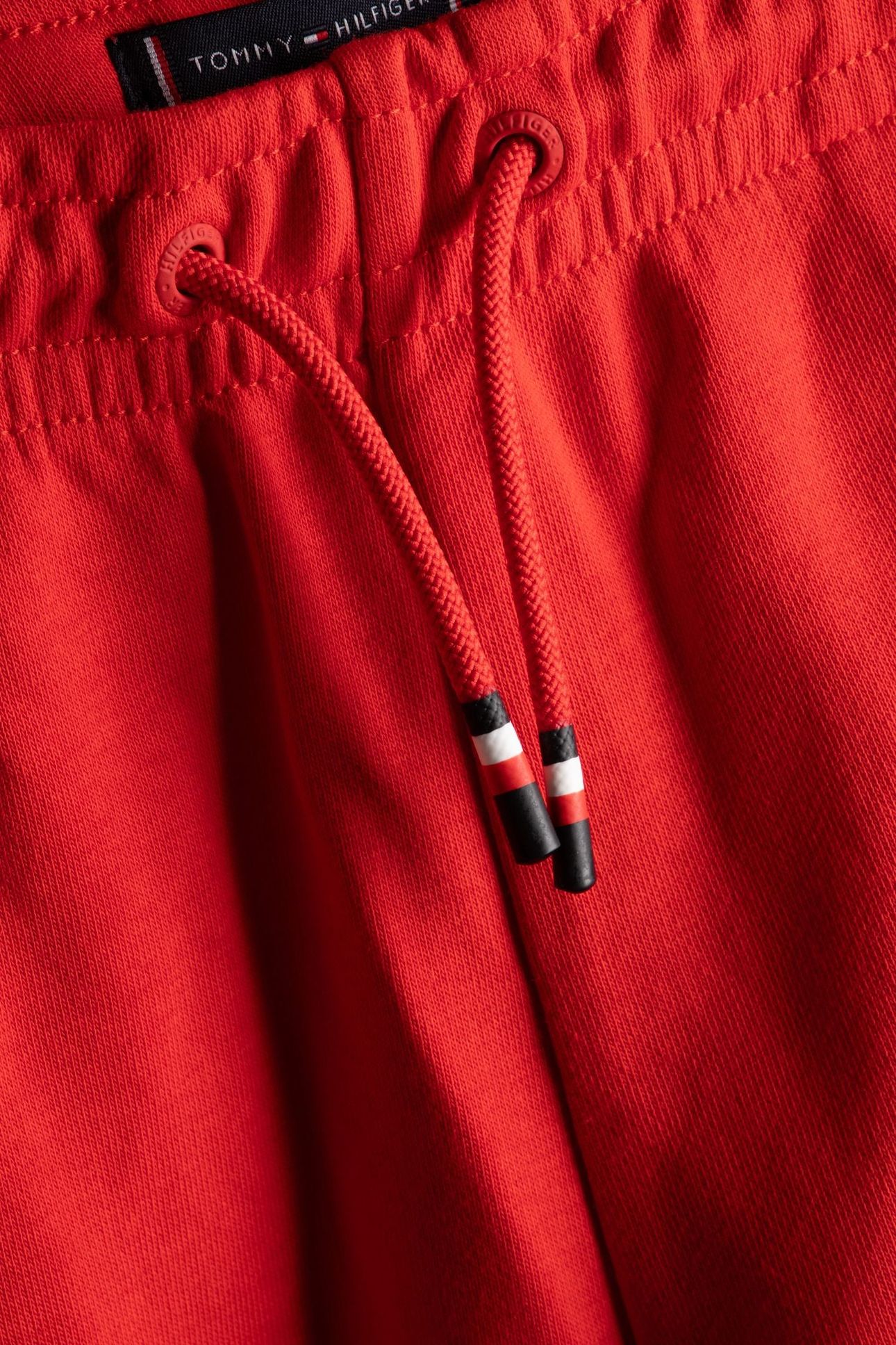 BOYS KB LOGO SWEATSHORT FIERCE RED 4
