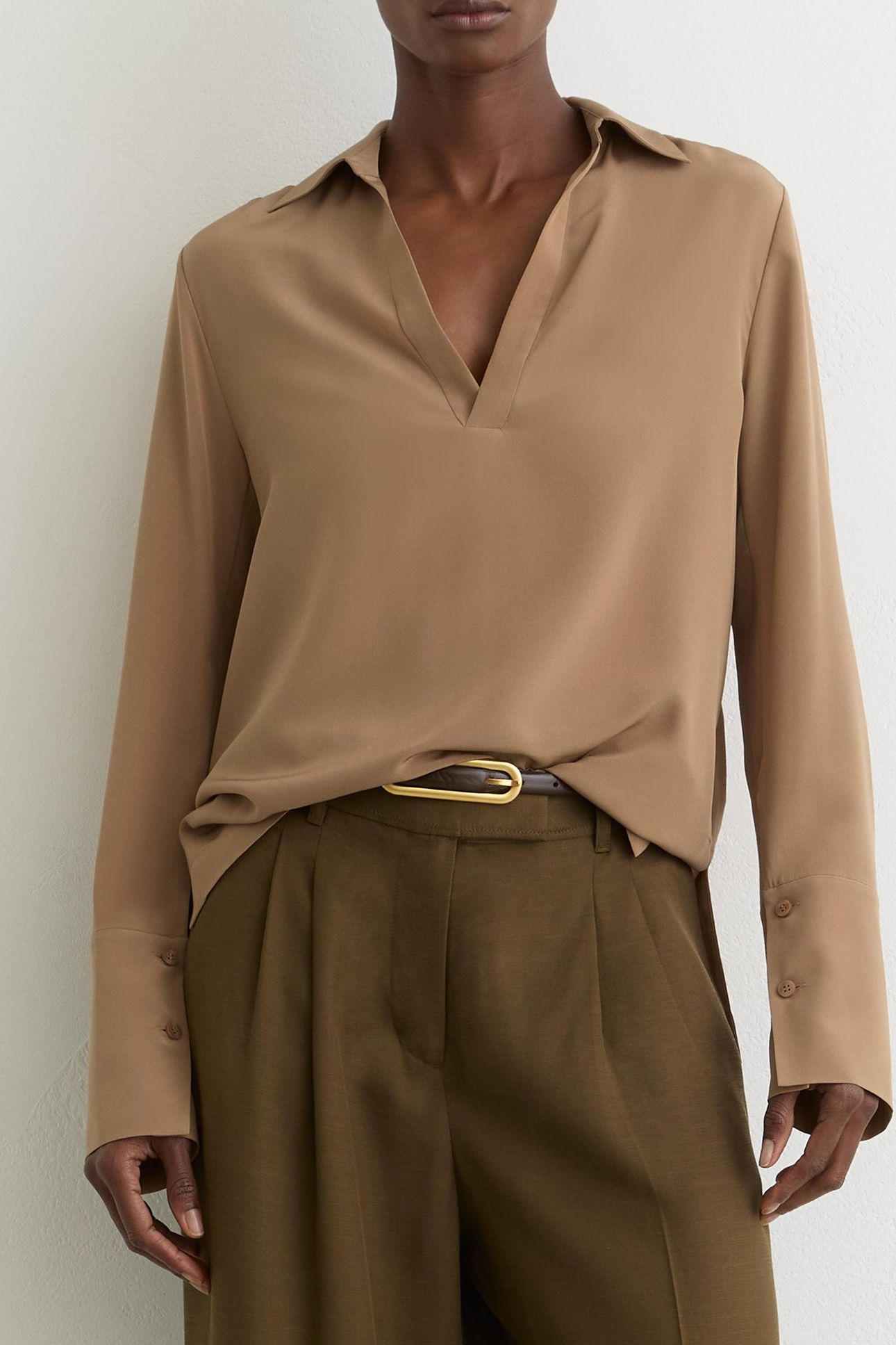 LONGSLEEVE COLLARED MATT SILK BLOUSE CAMEL 5