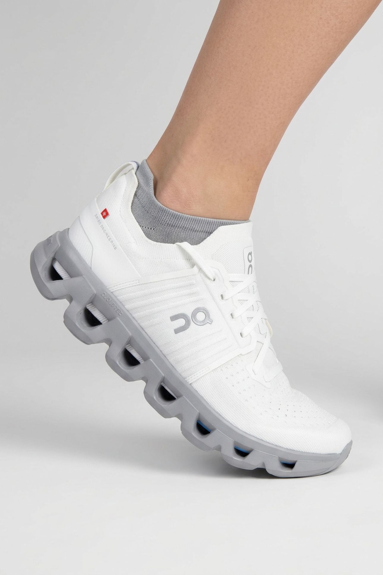 CLOUDSWIFT 4 WHITE | ALLOY 2