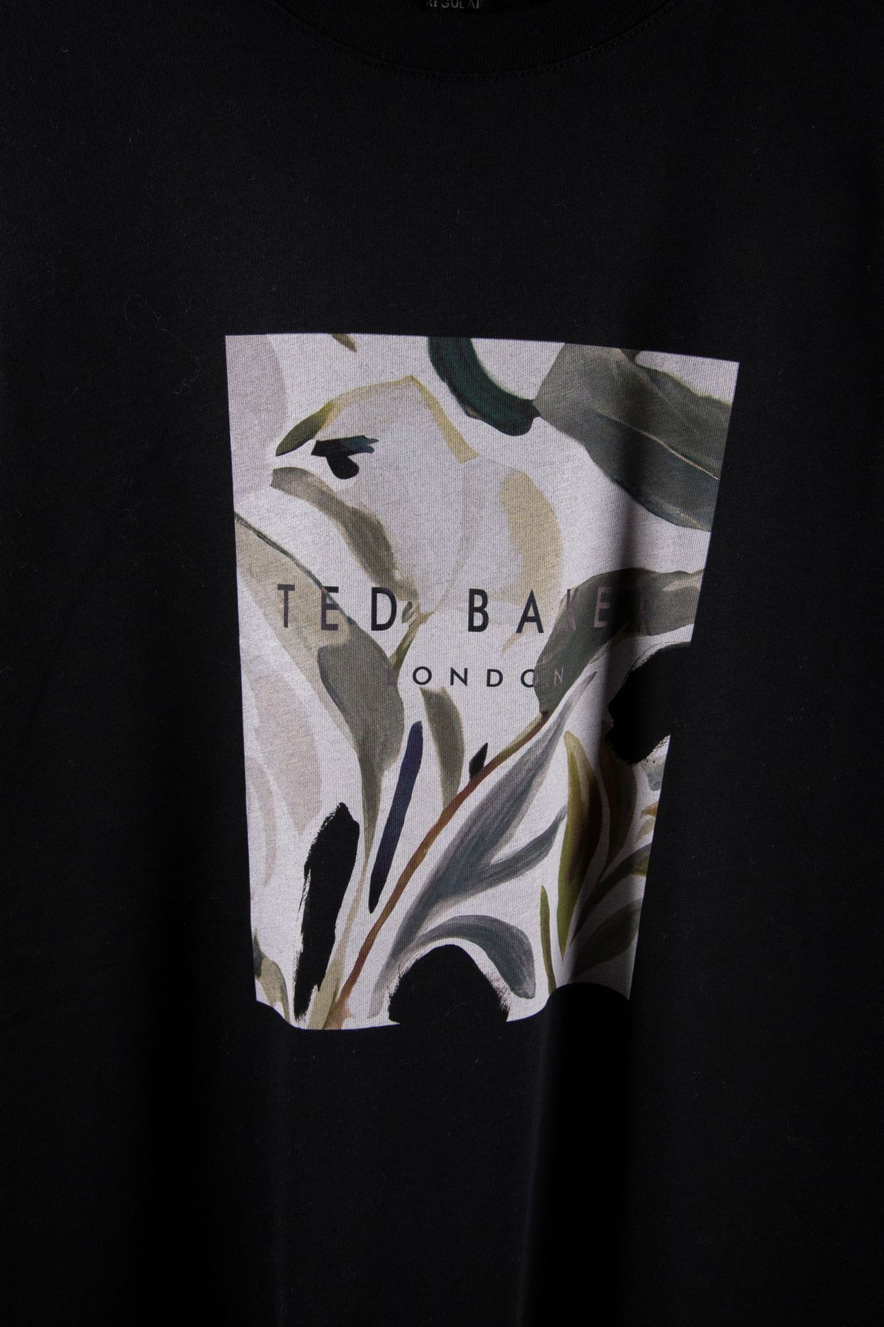 JUSTINO SS BOX PRINT GRAPHIC T SHIRT BLACK 4