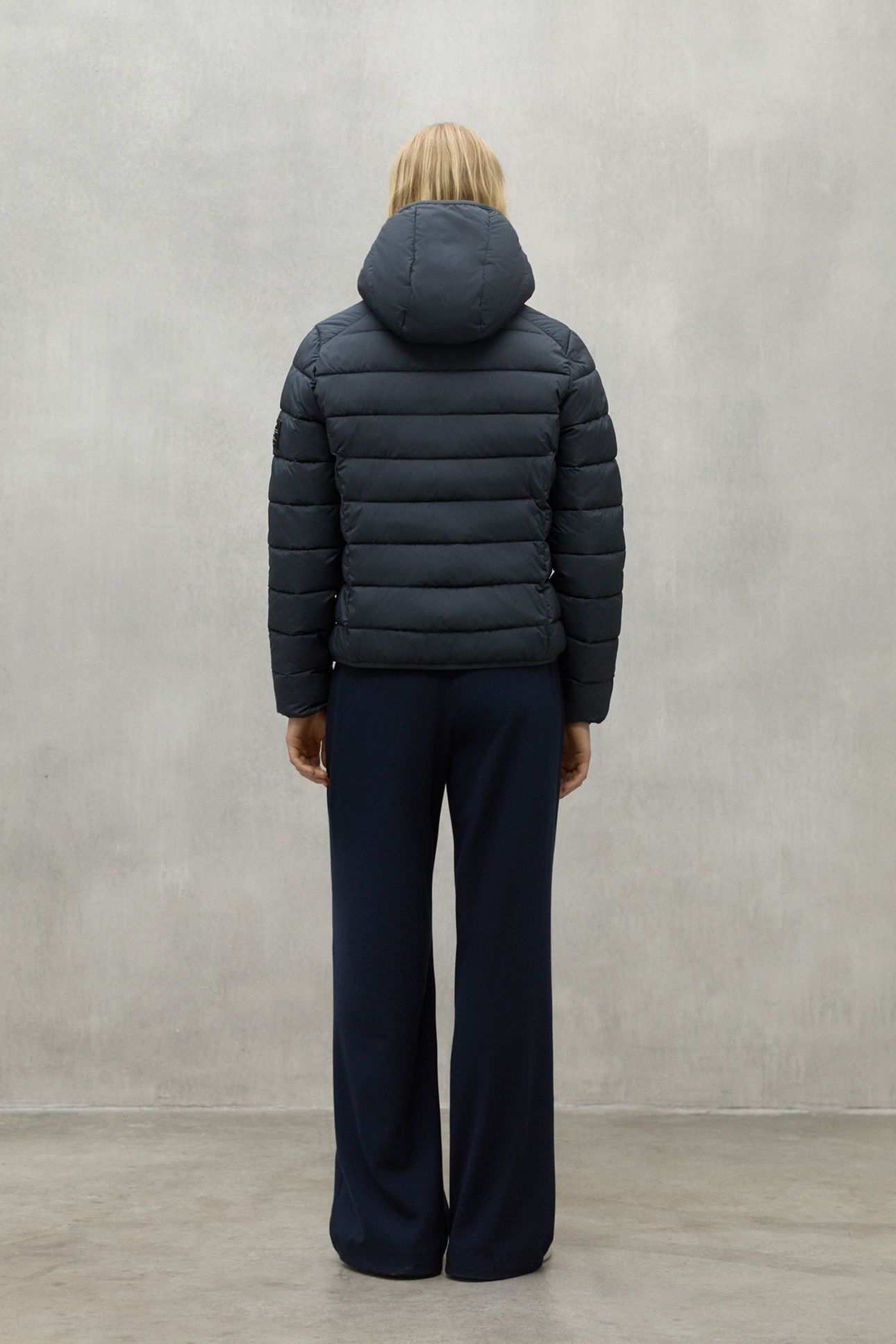 ASPENALF JACKET CAVIAR 2