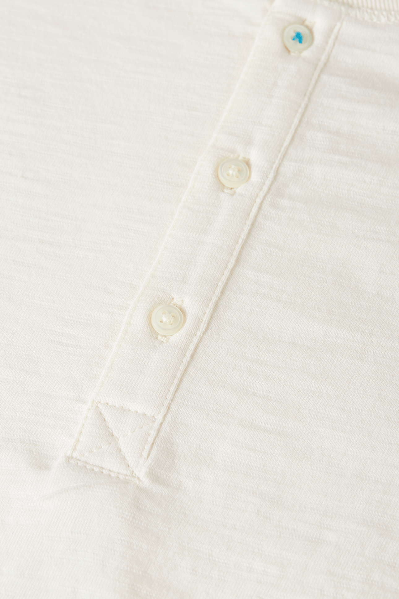 HENLEY SLUB YARN REGULARFIT LONGSLEEVED TSHIRT LIGHT BEIGE 7