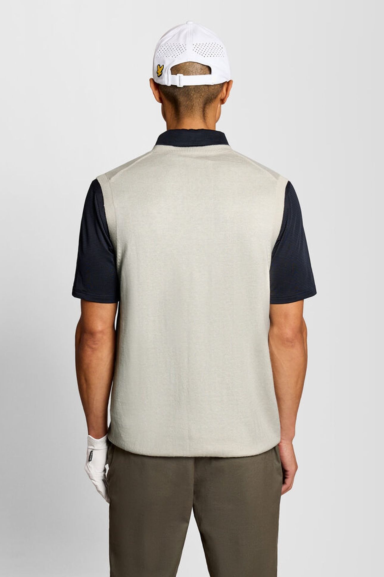 GOLF V NECK LIGHT WEIGHT VEST CLOUD 2