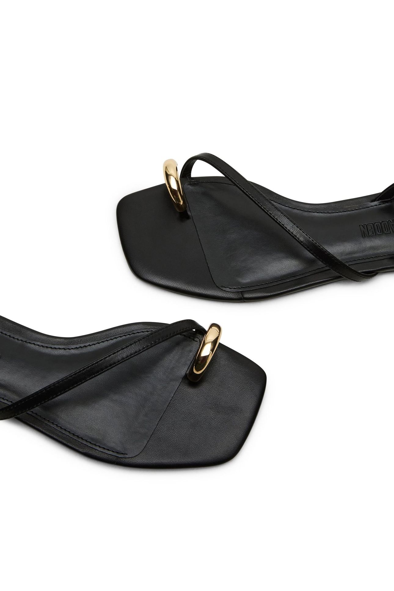ODYSSEY BLACK LEATHER 4