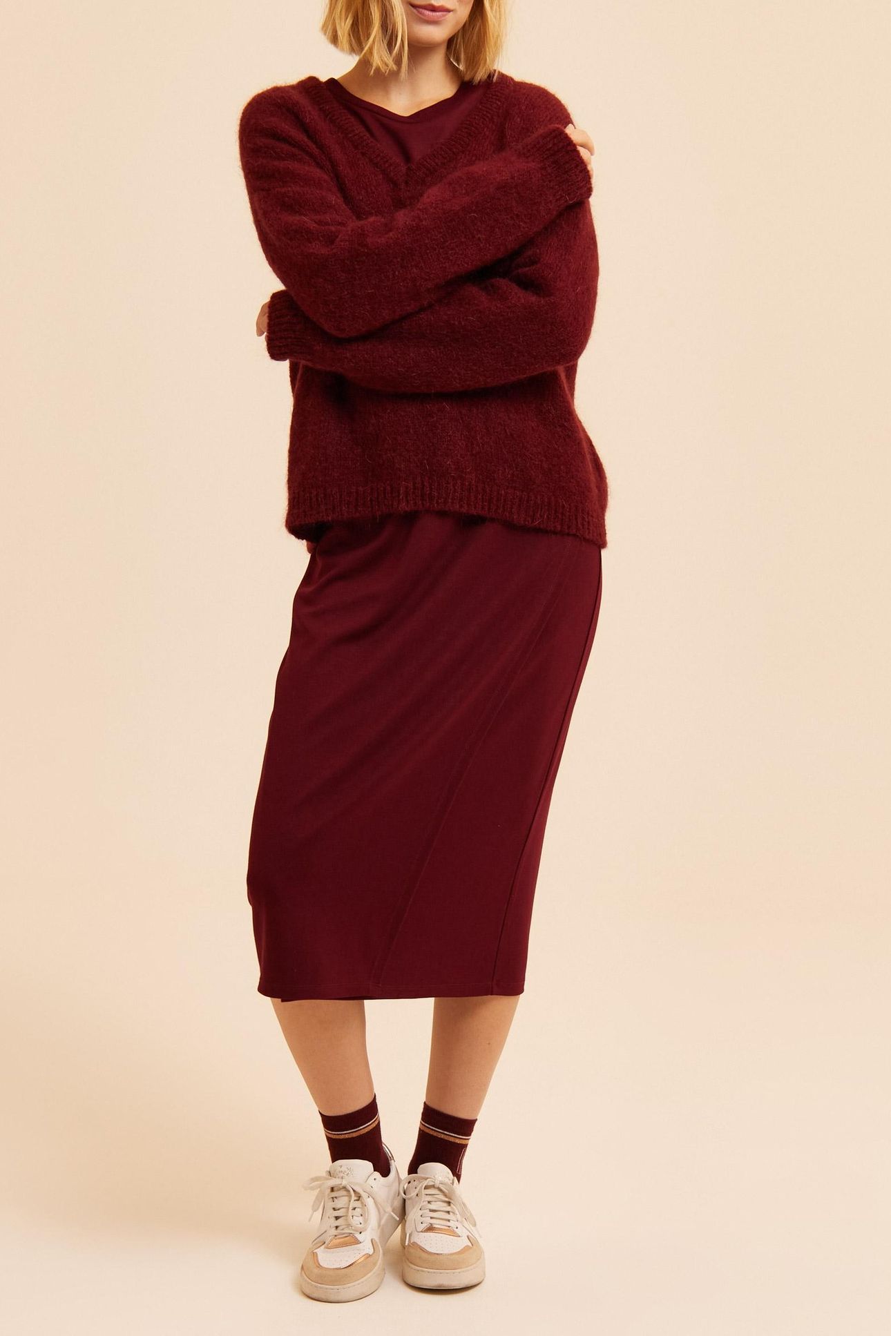 BURGUNDY KNIT V-NECK SWEATER MARINE 3