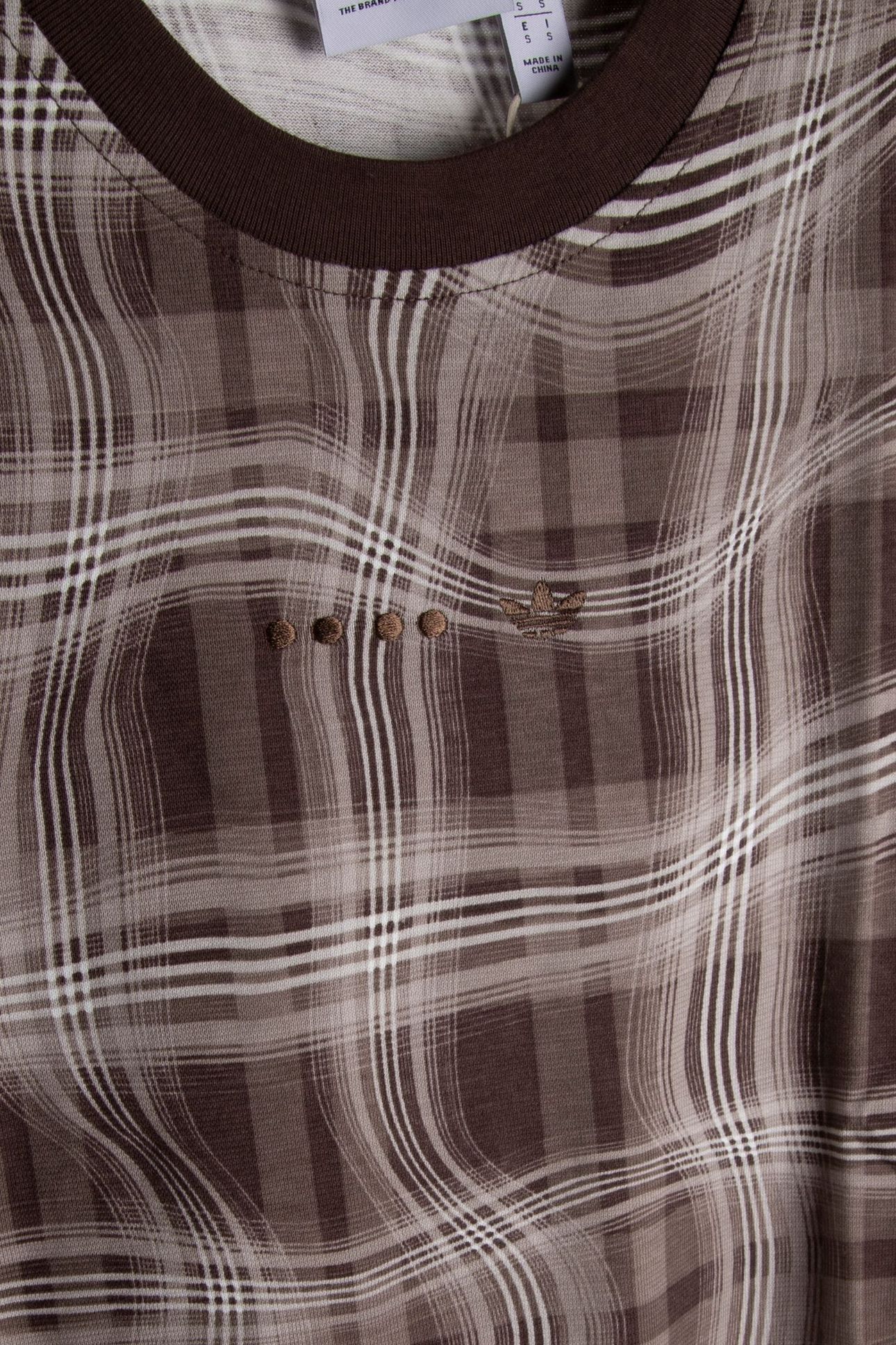 UNISEX AOP SS TEE CHALKY BROWN 4
