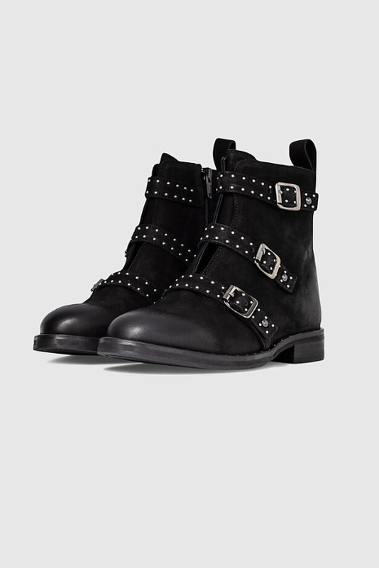 GIRLS’ BLACK BUCKLE AND STUDS LEATHER COMBAT BOOTS 2