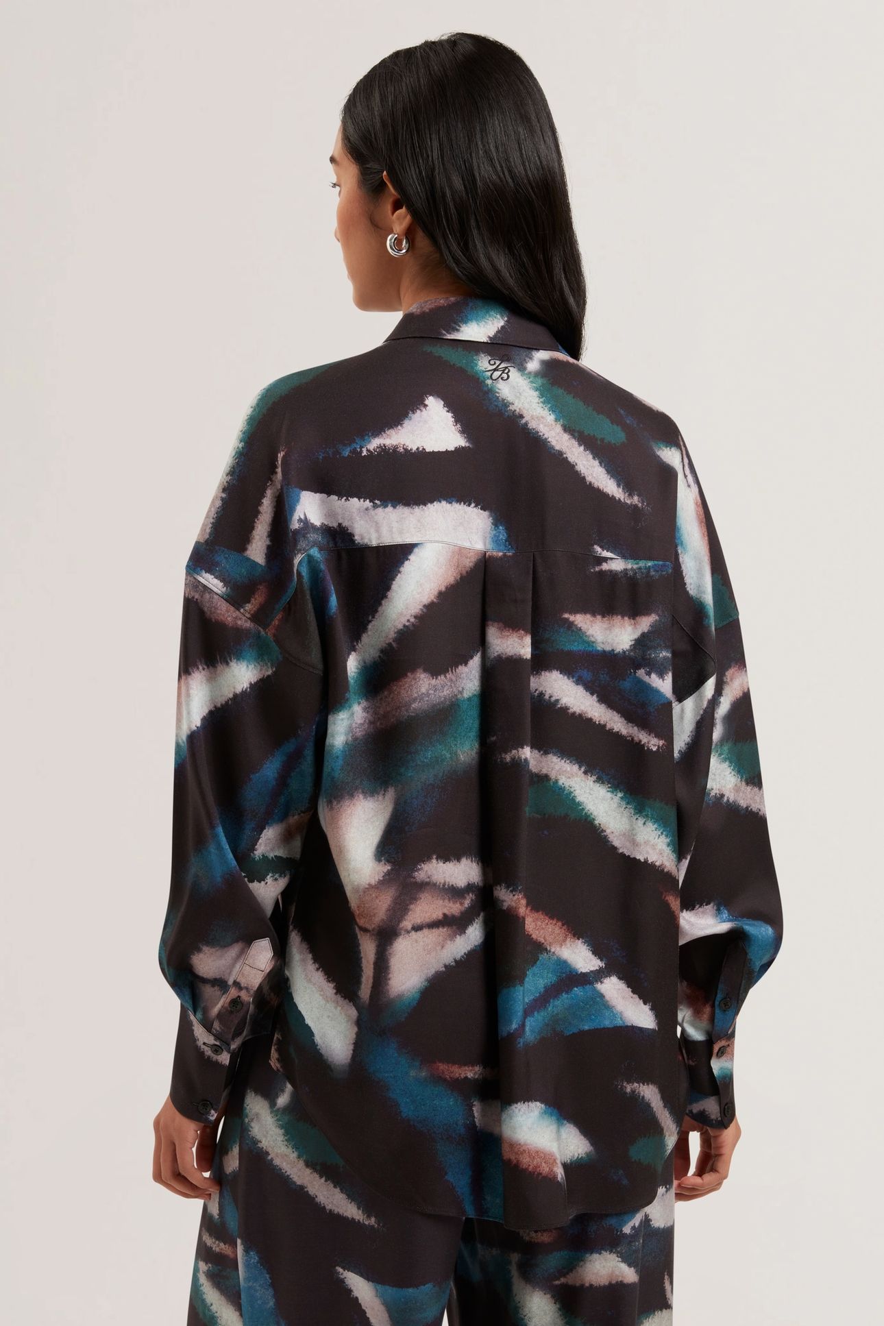 TROPIZA PRINTED OVERSIZED BOYFRIEND BLACK 2