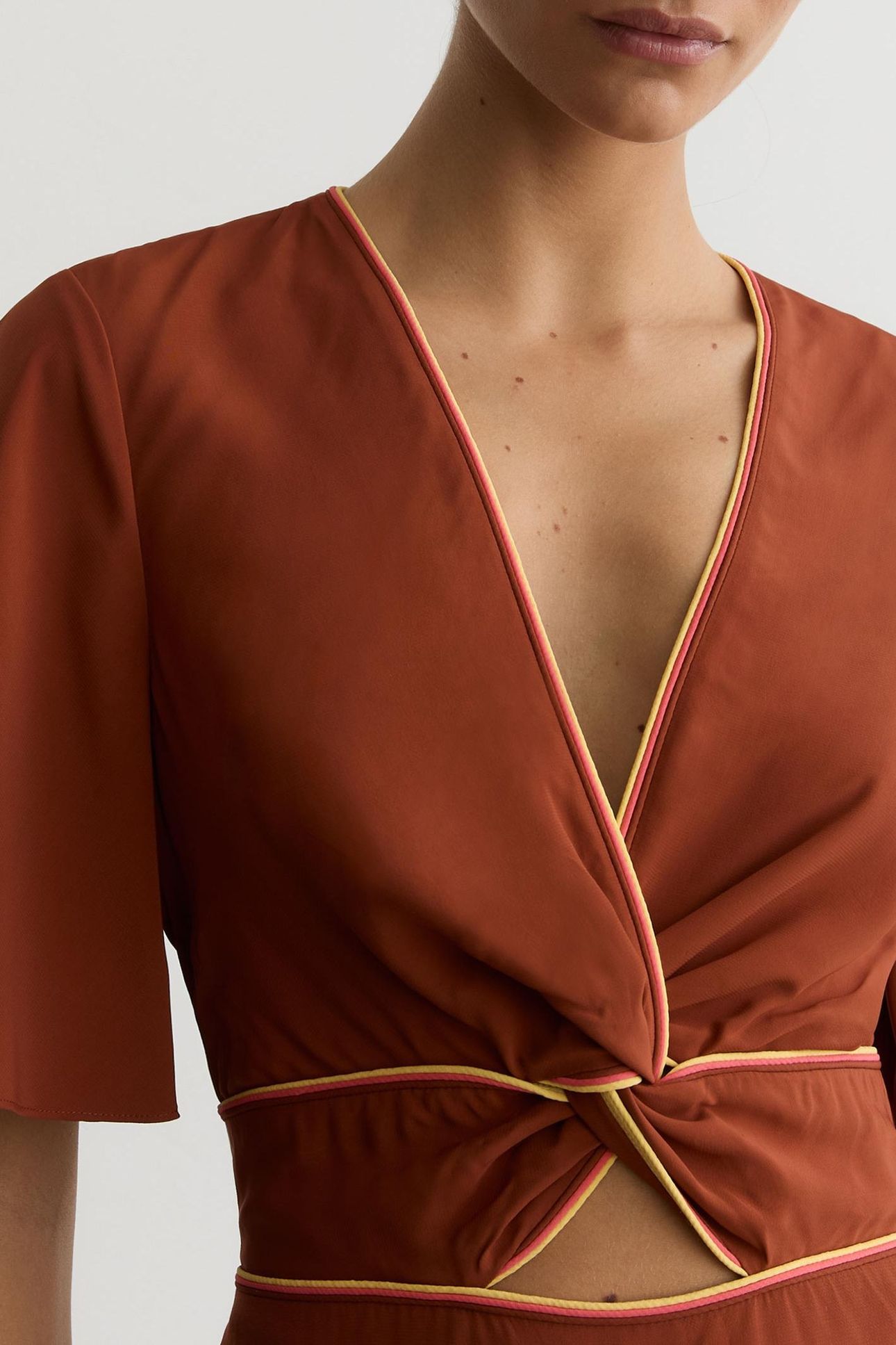 CUT OUT DETAIL MIDI DRESS RUST ORANGE 4