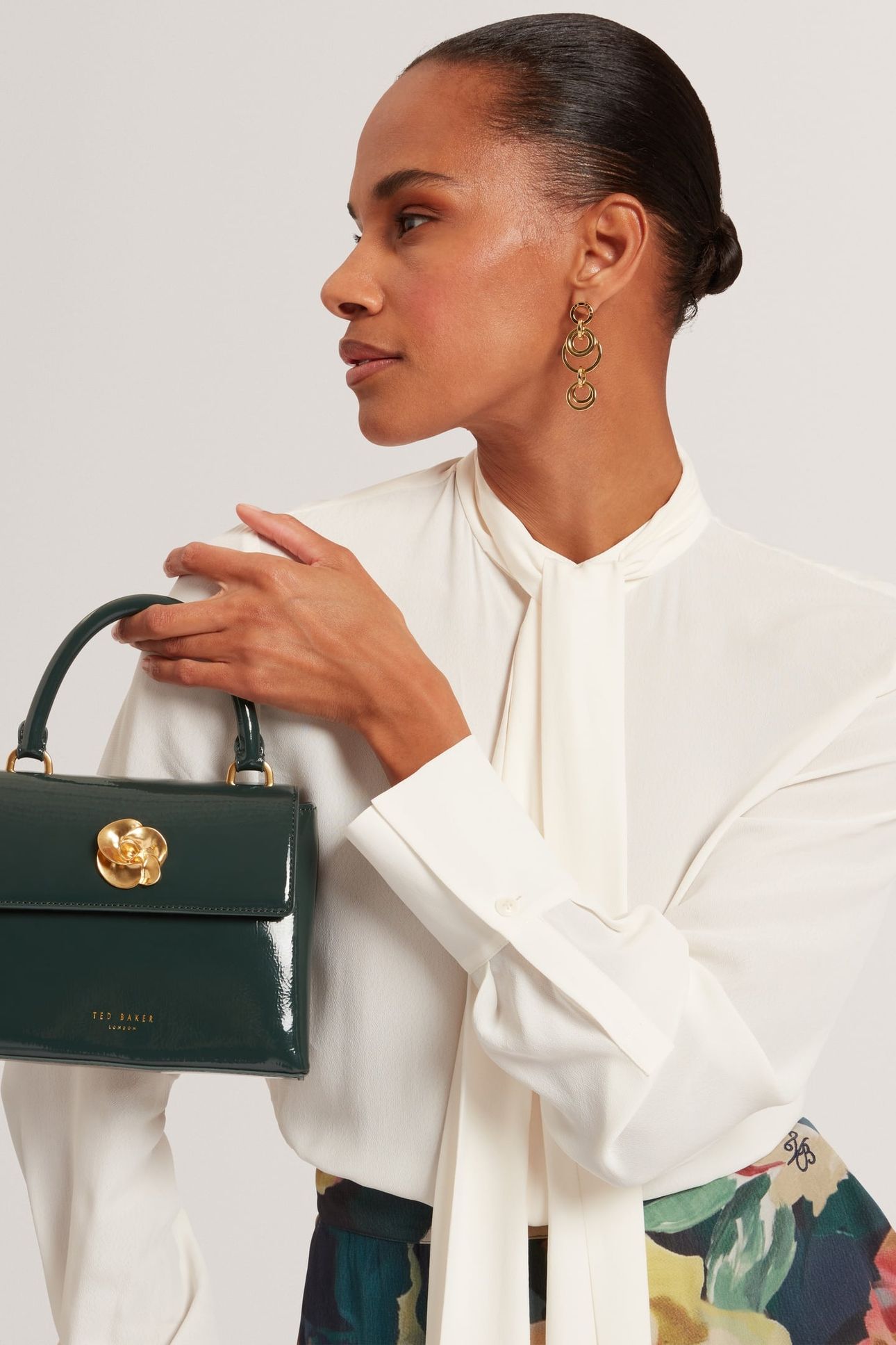 ROSE DETAIL MINI CRINKLE BAG GREEN 4