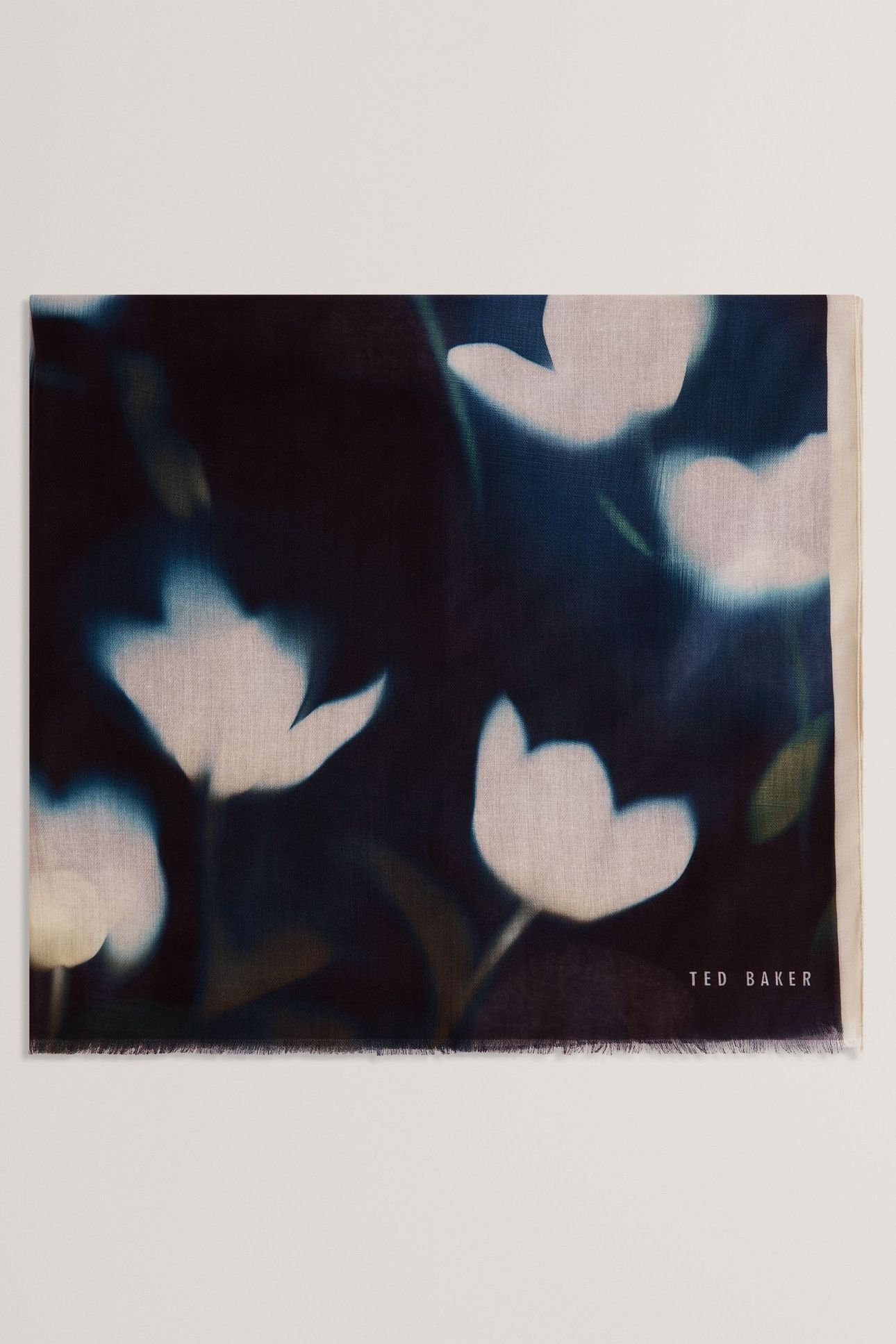 WOVEN FLORAL SCARF CREAM 1