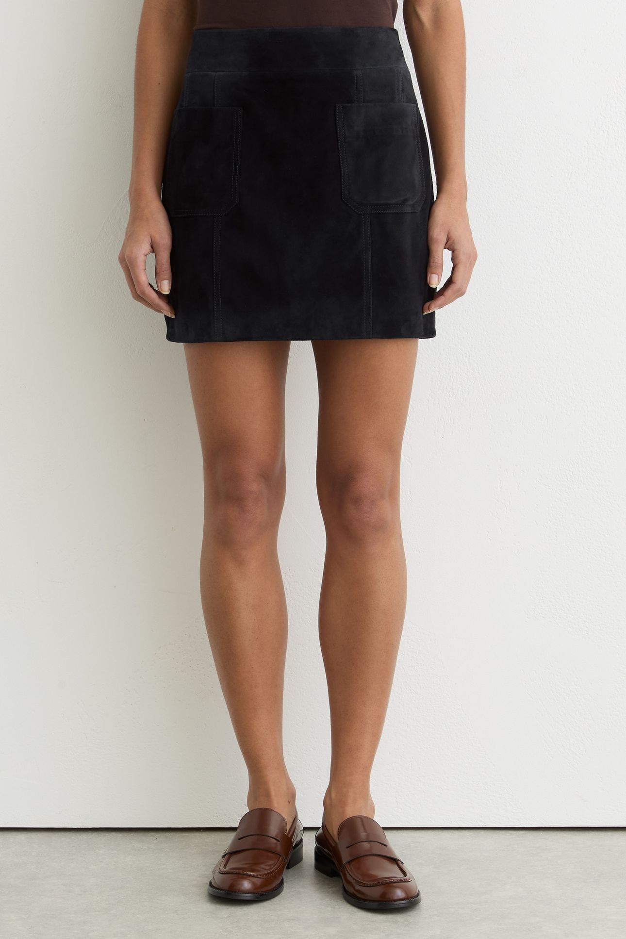 SUEDE PATCH POCKET MINI SKIRT NAVY 2