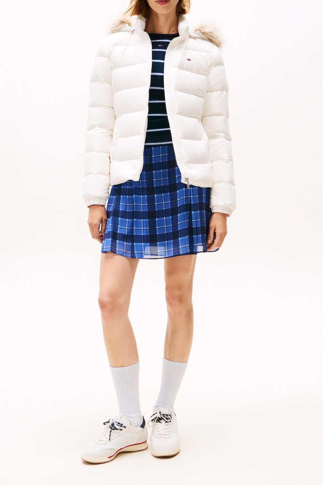 TJW BASIC HOODED DOW ECRU 2