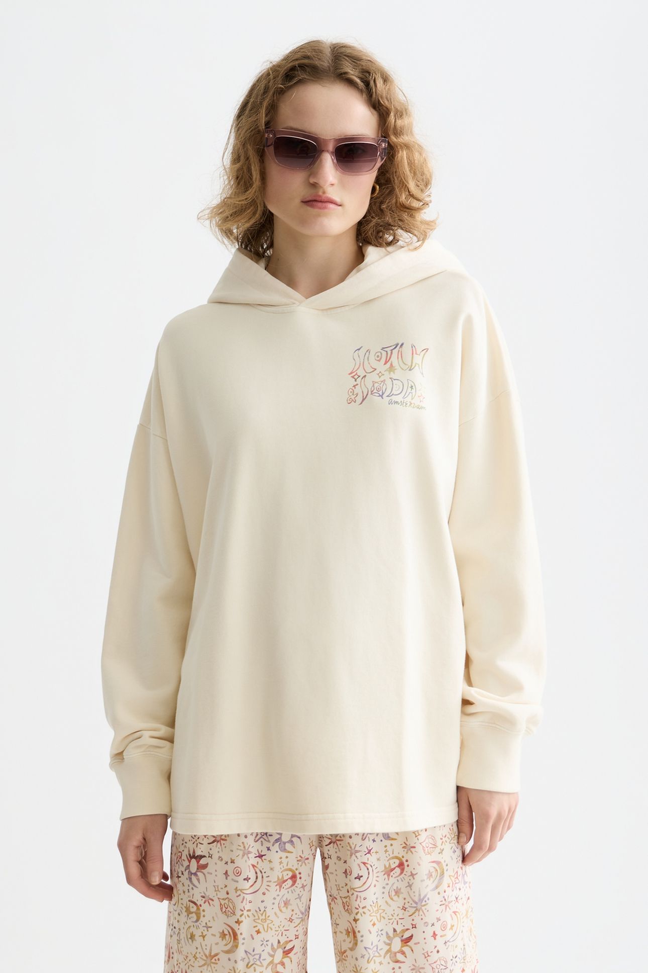 WASHED ARTWORK HOODIE EGGNOG 1
