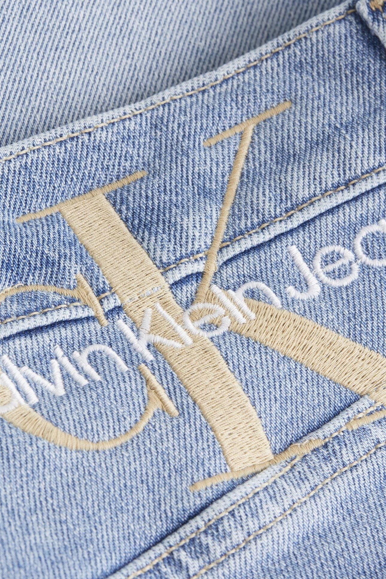 MOM JEAN DENIM LIGHT 3