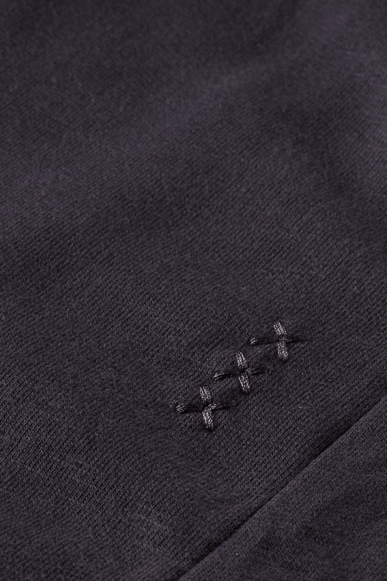 CORE - 3 CROSSES SWEATPANT BLACK 5