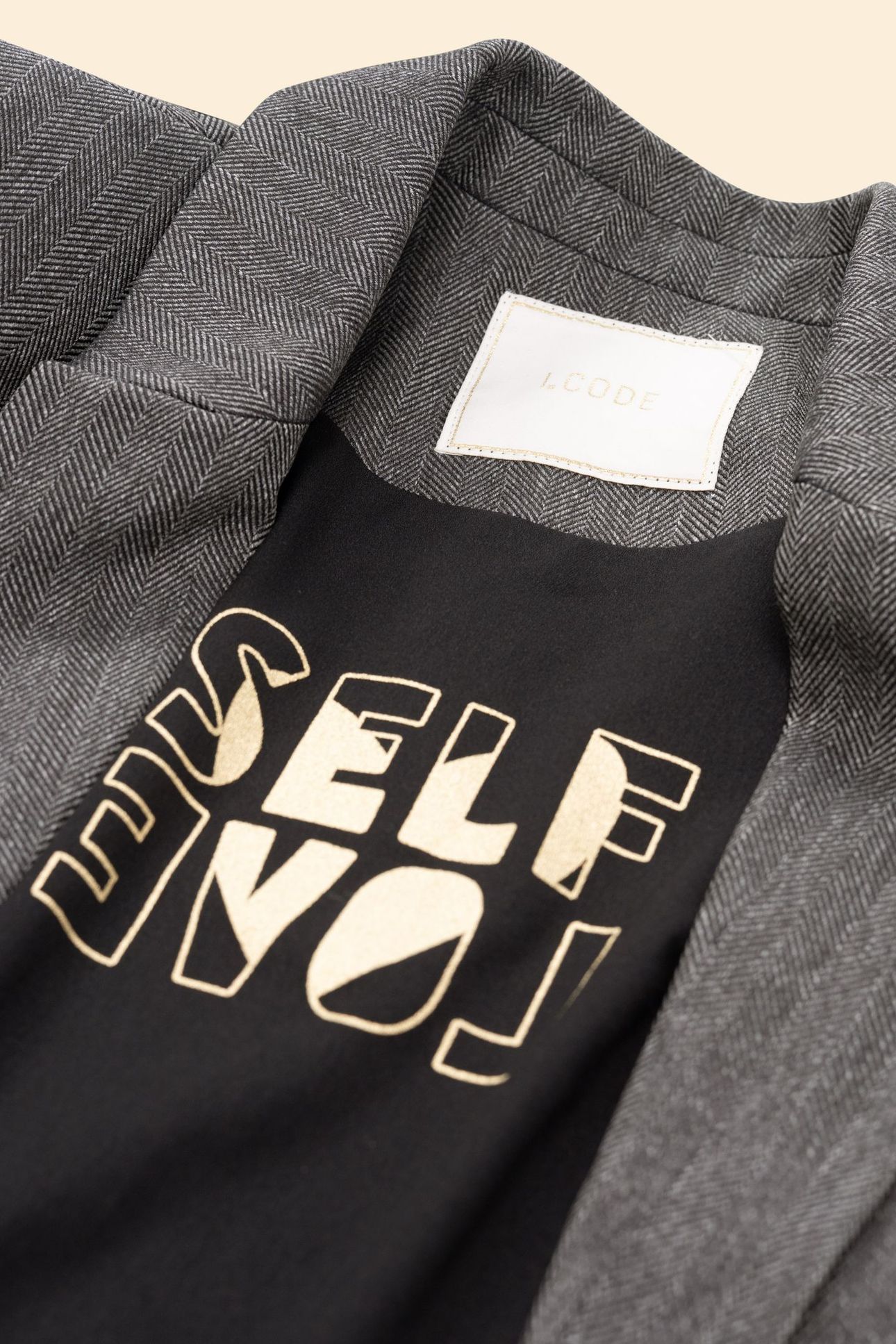 GREY HERRINGBONE SUIT JACKET 6