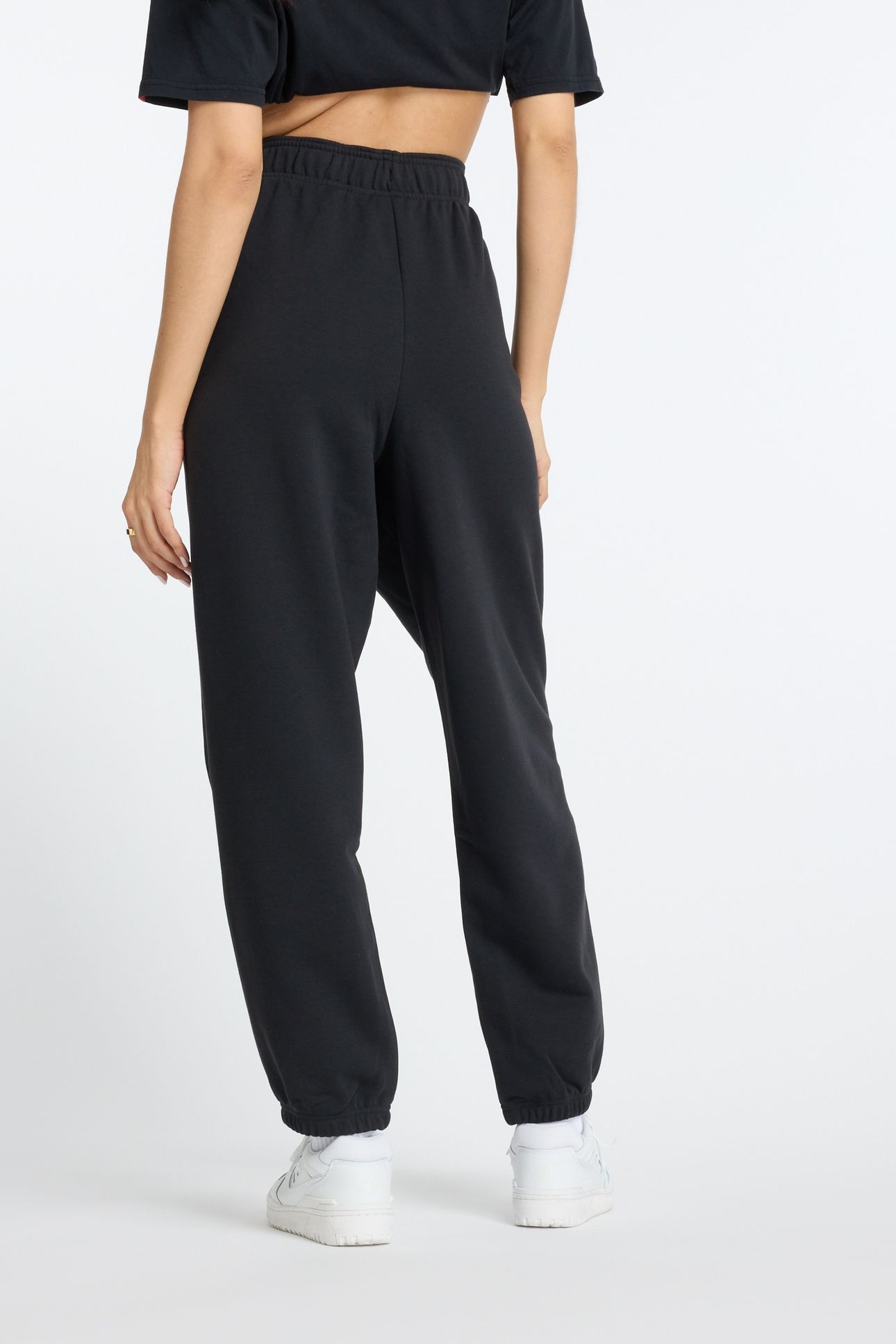 SPORT ESSENTIALS FRENCH TERRY BLACK 2