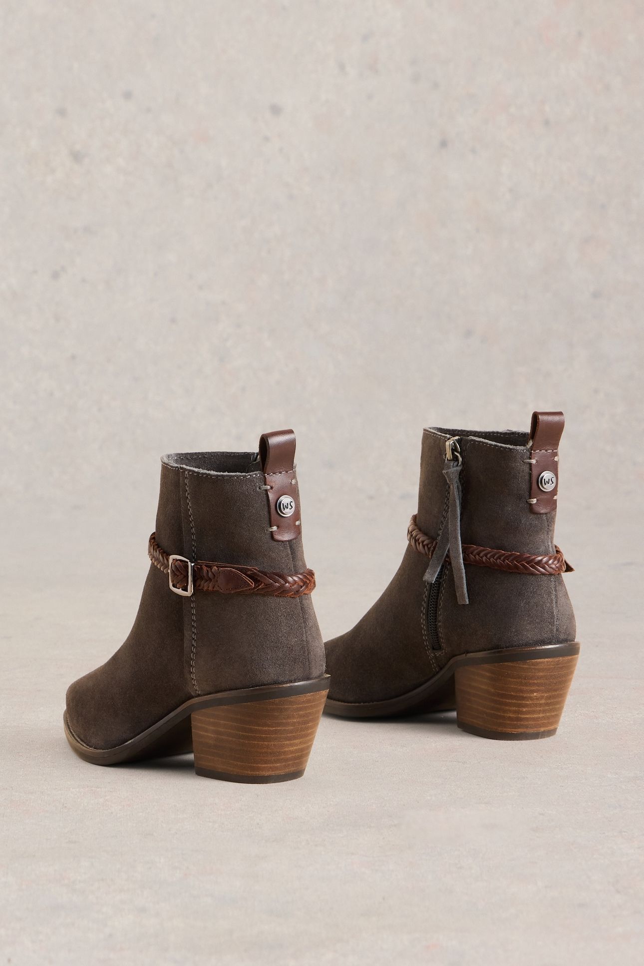 PEONY SUEDE PLAIT STRAP BOOT CHARC GREY 4
