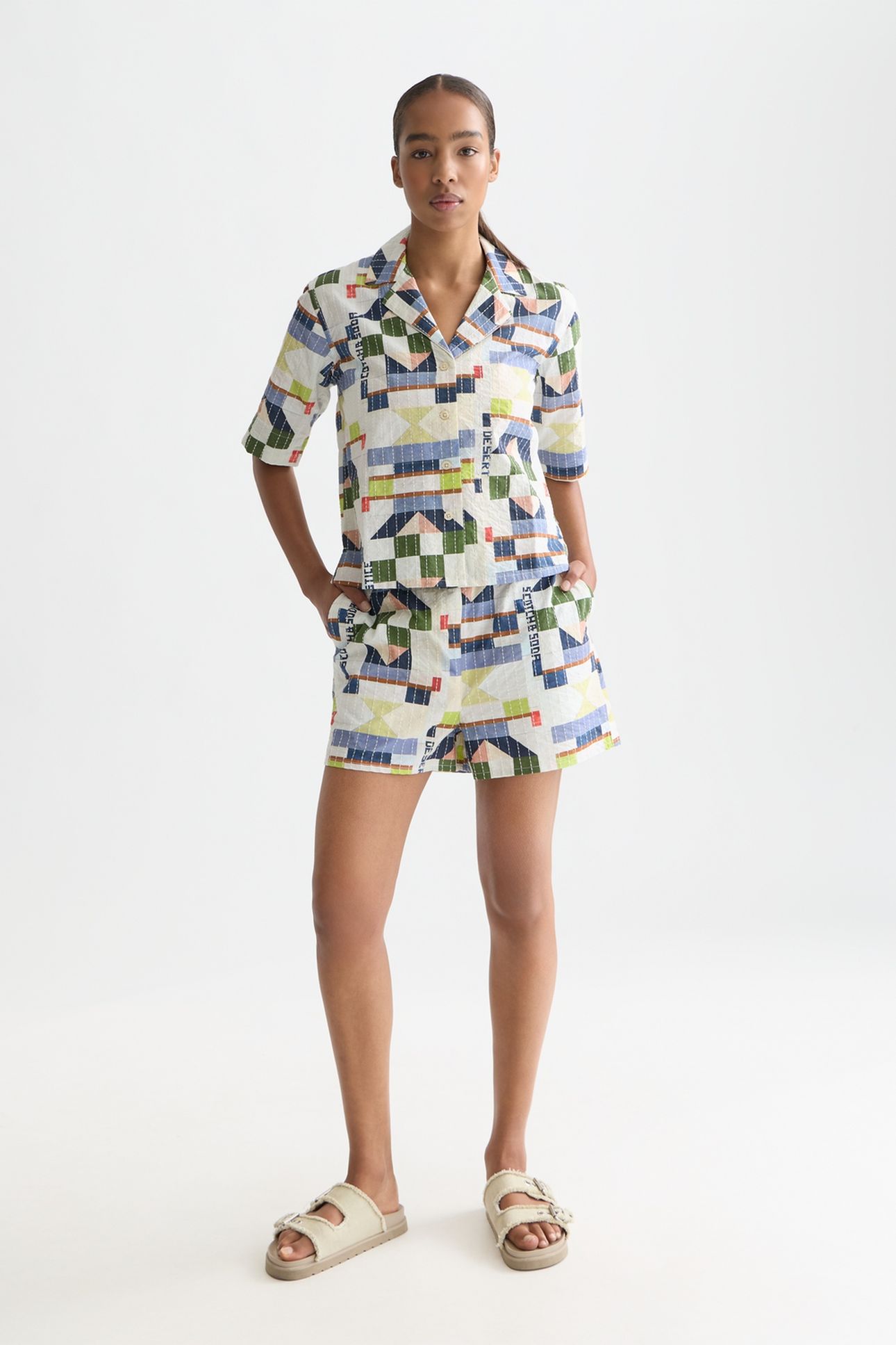PRINTED AND STICH-EMBROIDERED SHORTS PATCHWORK INFINITY 3