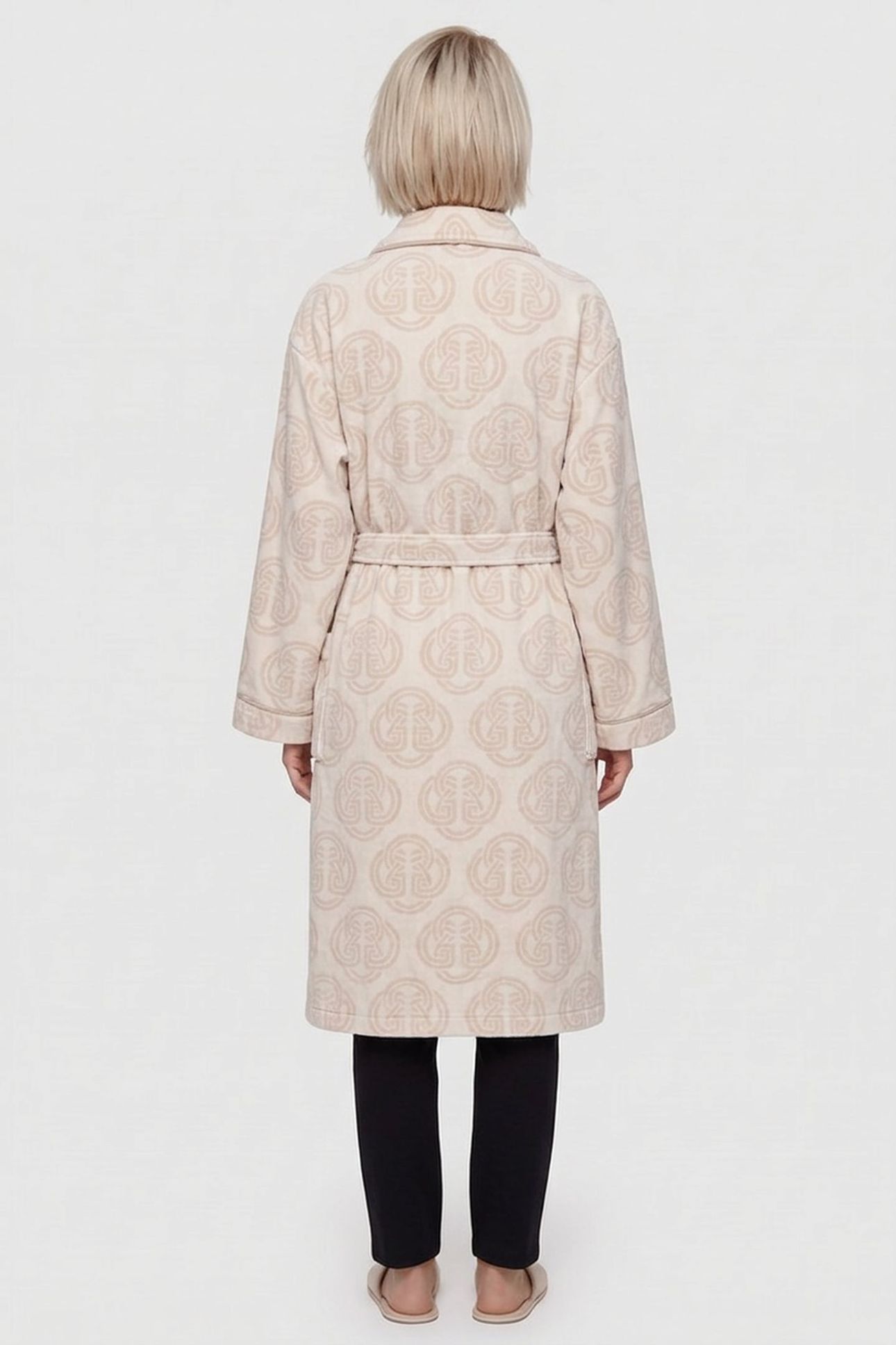 UNISEX MONOGRAM ROBE SUGAR WHITE 3