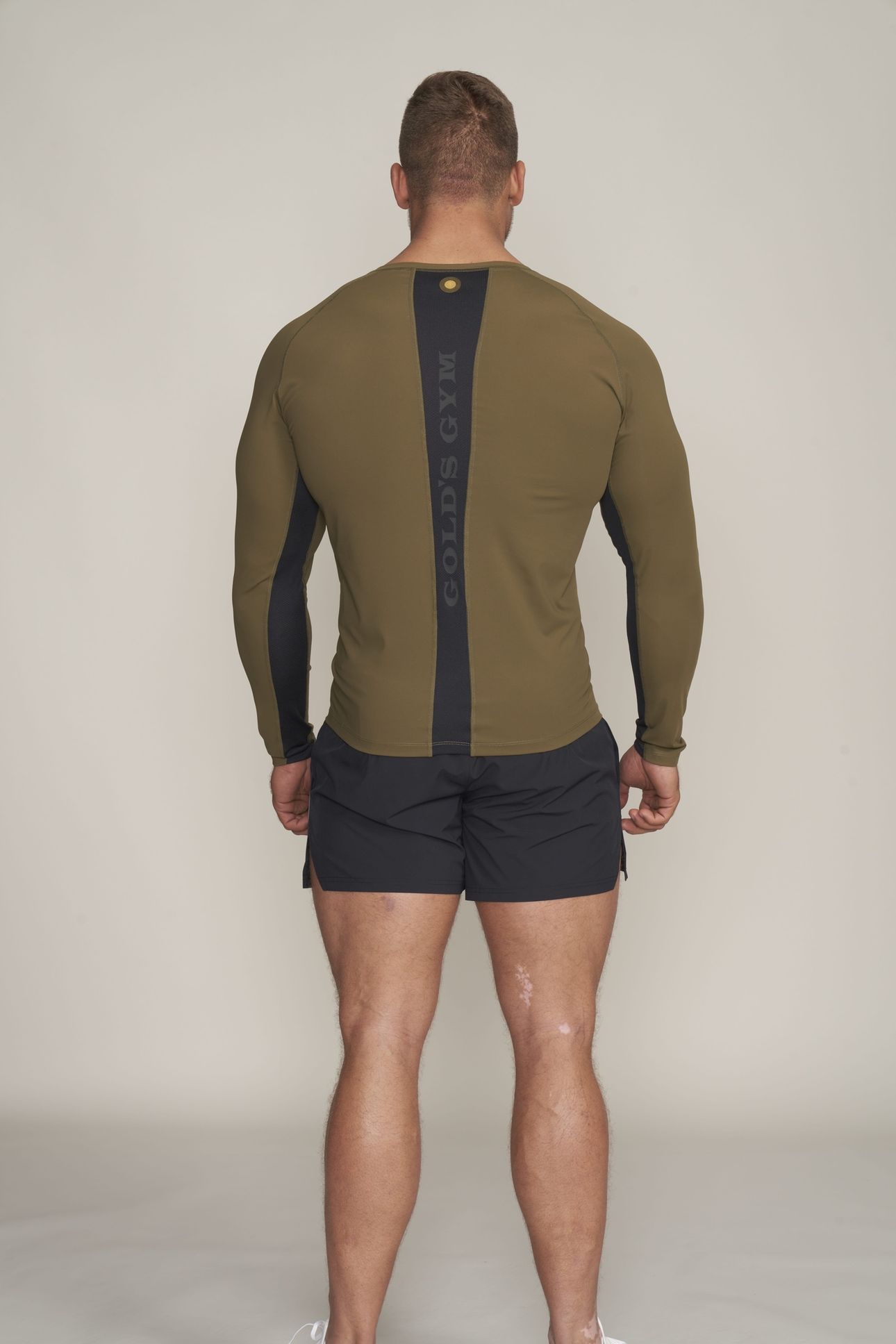 MENS LONGSLEEVE FITTED GREG OLIVE 3