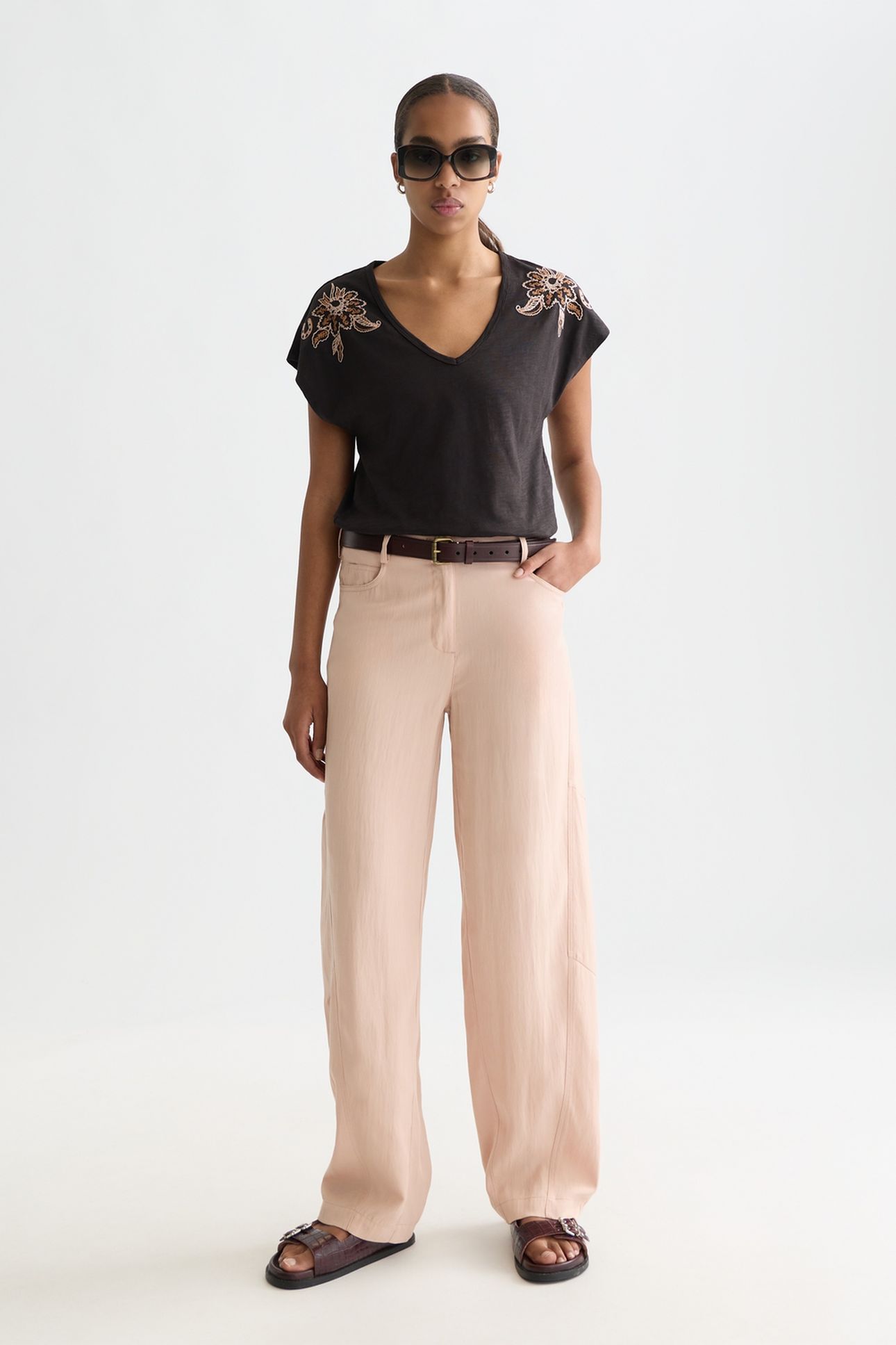 LOTUS - TWILL HIGH RISE BARREL LEG PANTS ROSE DUST 3